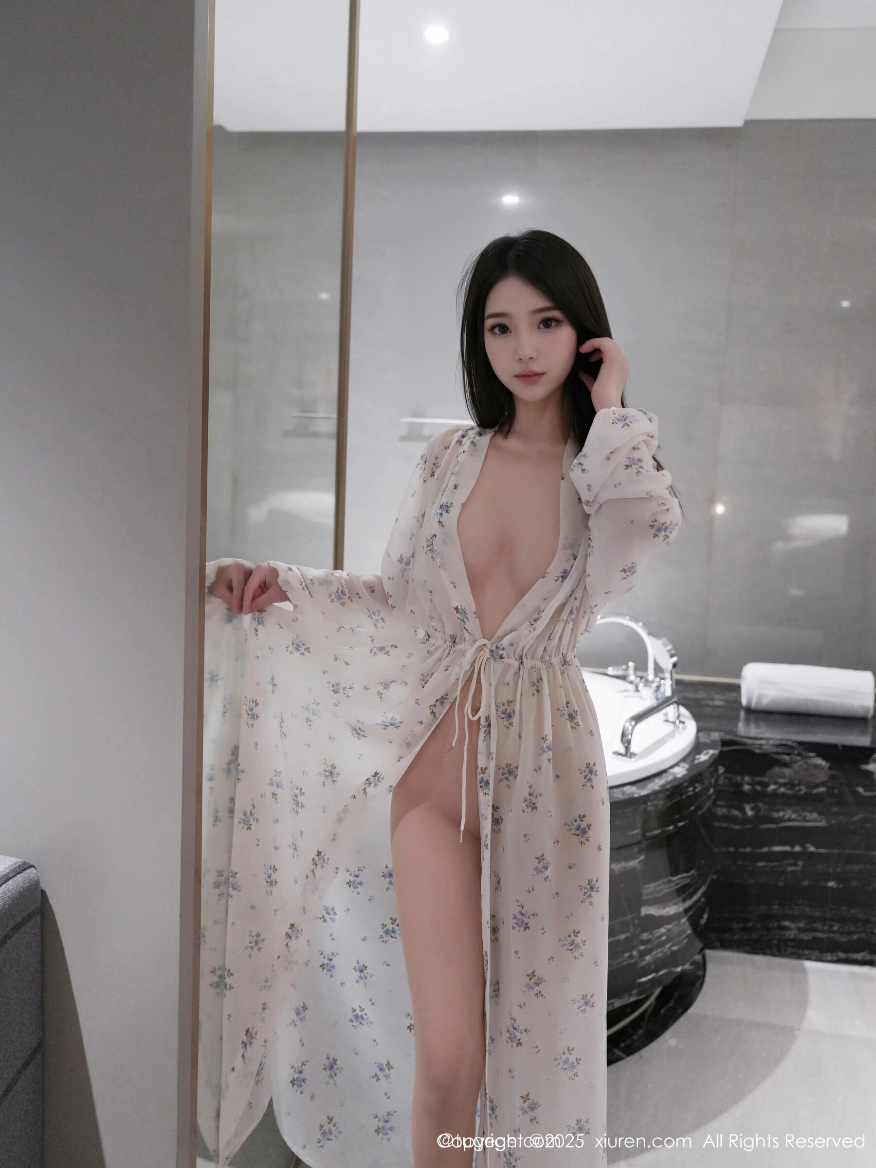  秀人网 烧烧小桃 Vol.10988 [52P]第12张