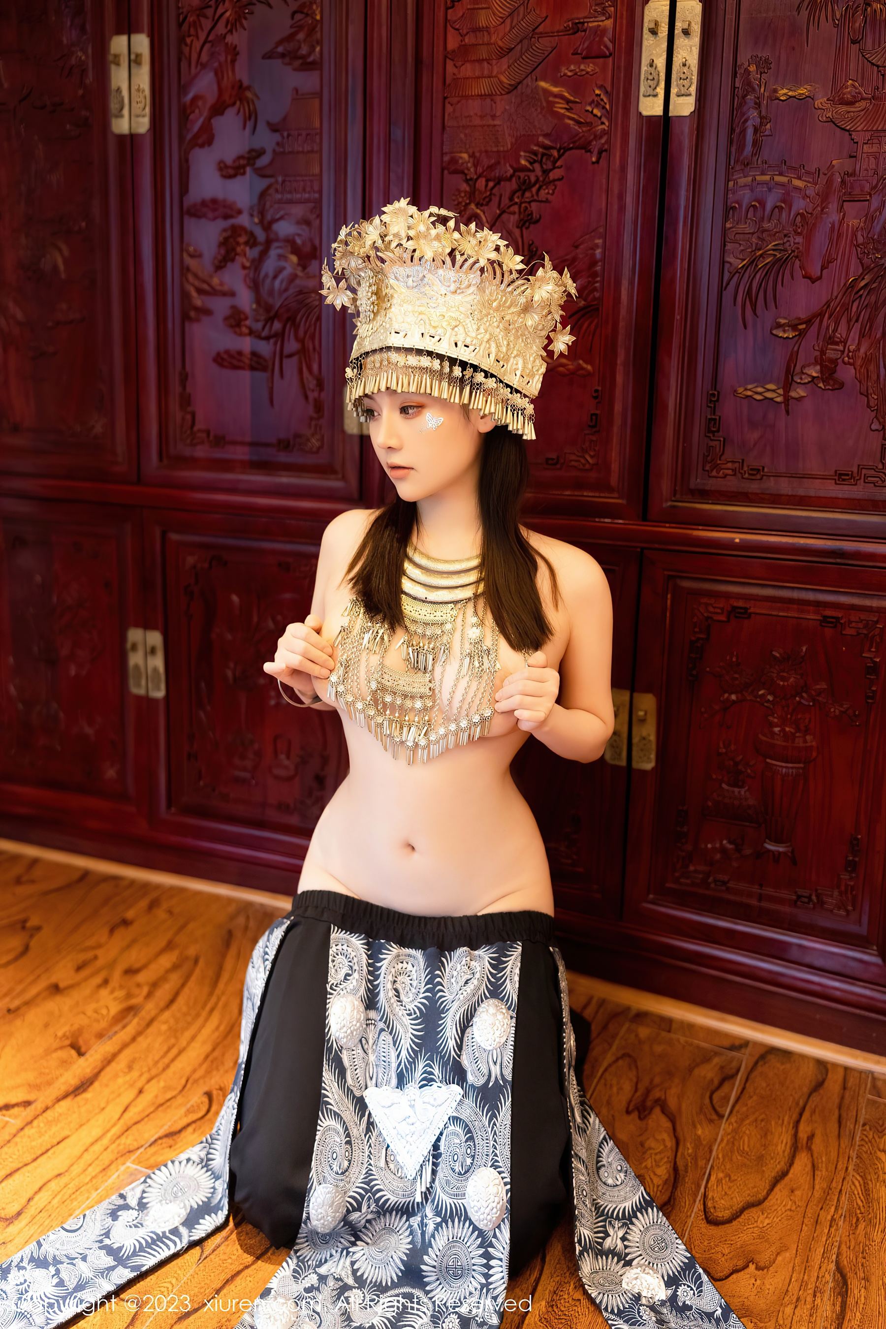 XiuRen 秀人 No.7448 豆瓣酱 苗族服饰第16张