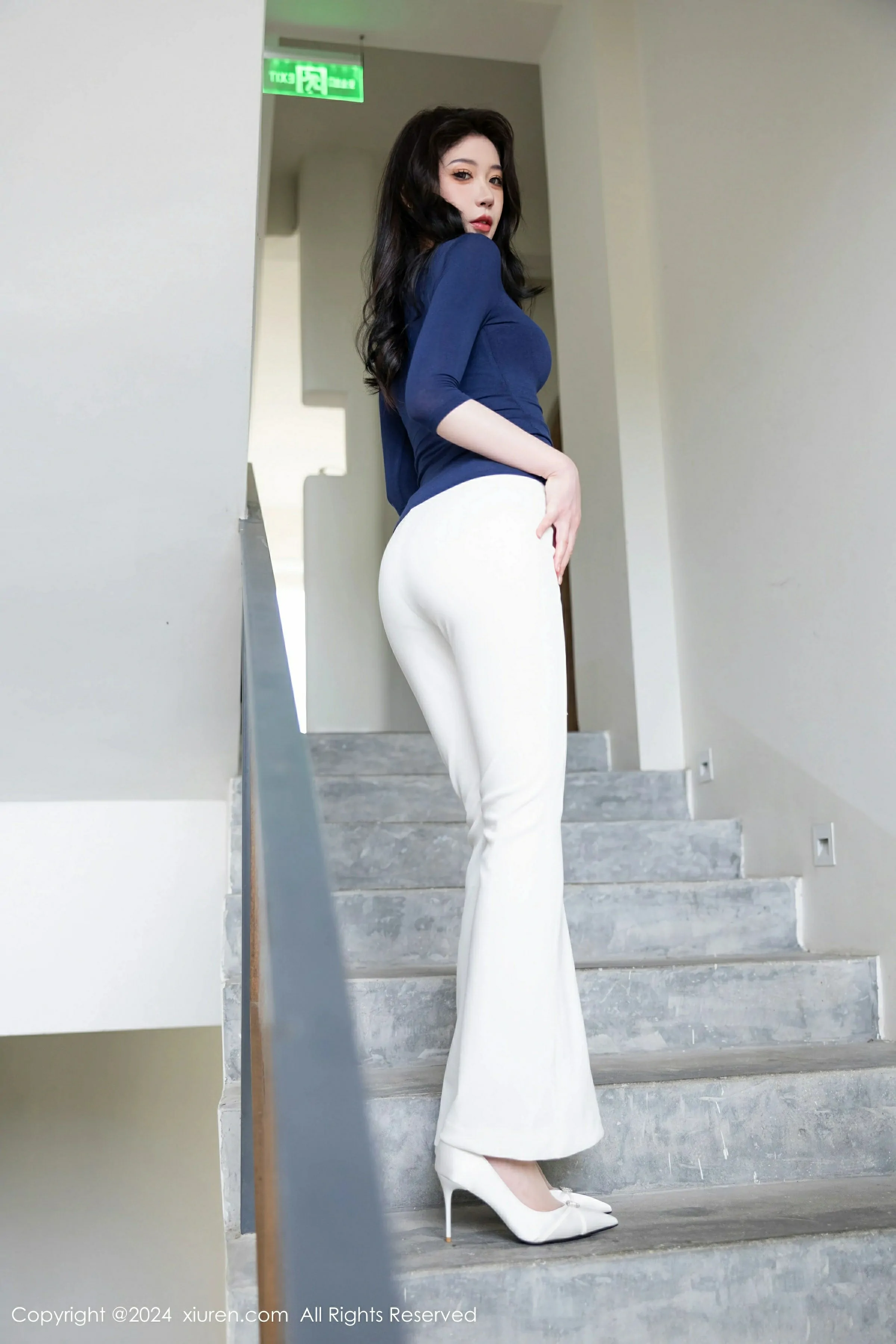  XiuRen 秀人 No.9355 梦心玥 [83P]第2张