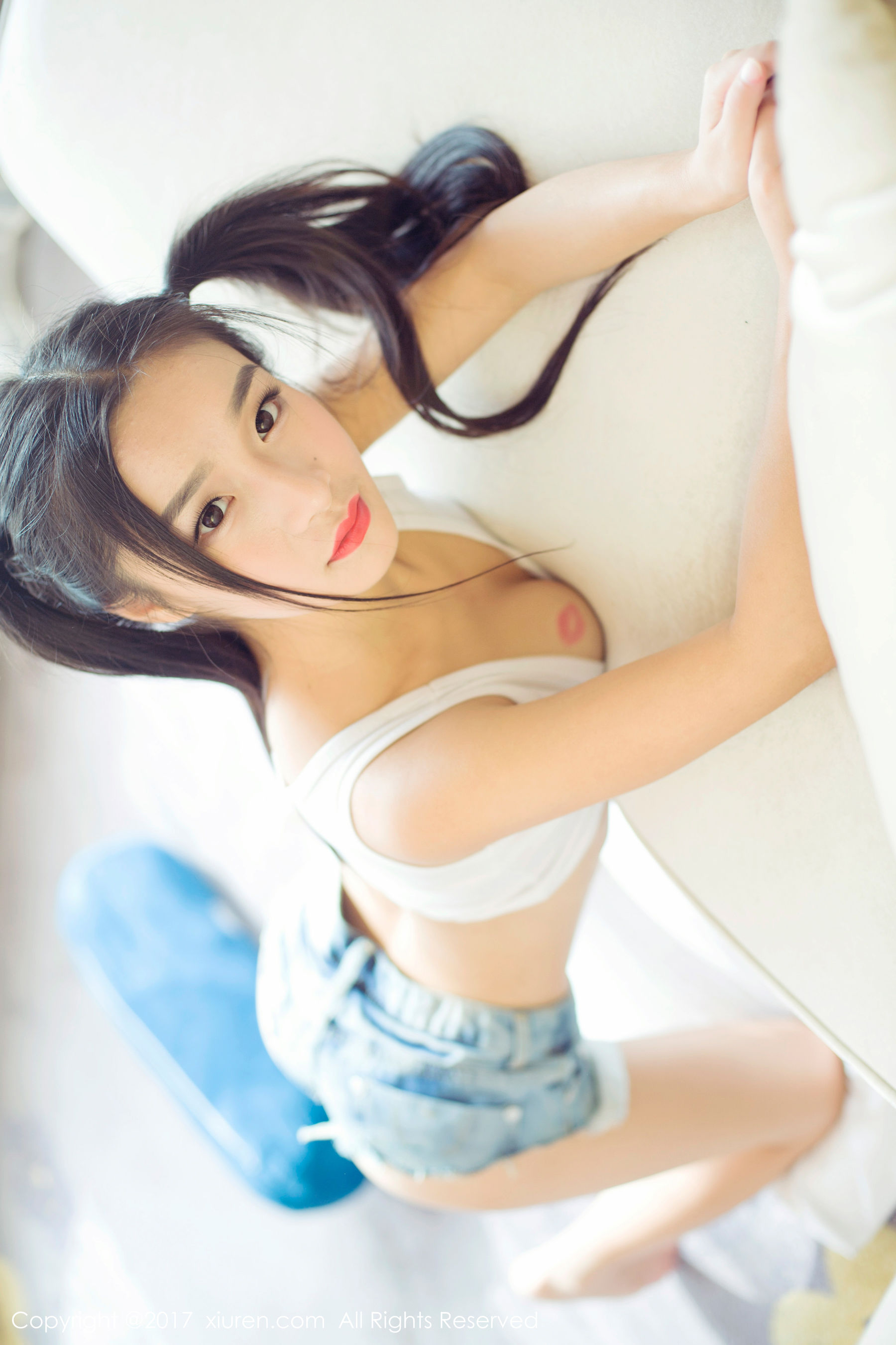  绮梦Cherish《齐逼牛仔裤+翘臀+床单诱惑》 秀人 NO.883第6张