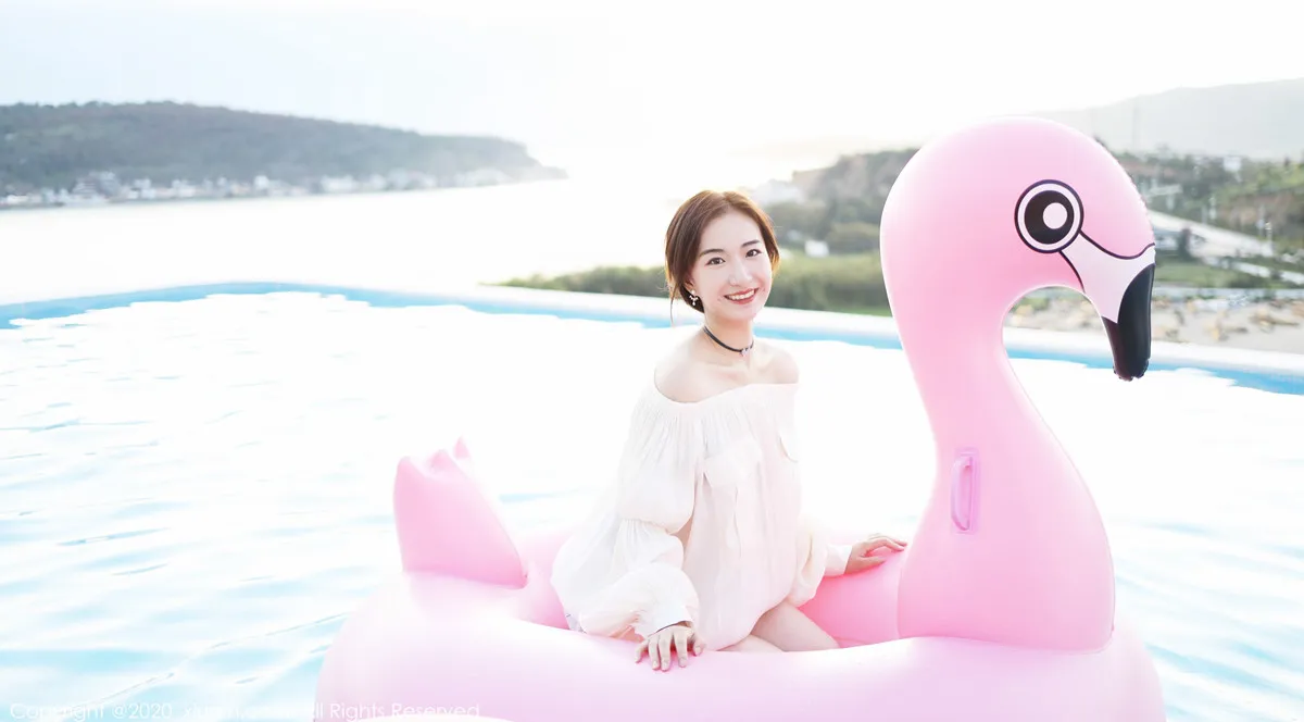 XIUREN秀人网 N0.1956 艺儿拿铁第2张