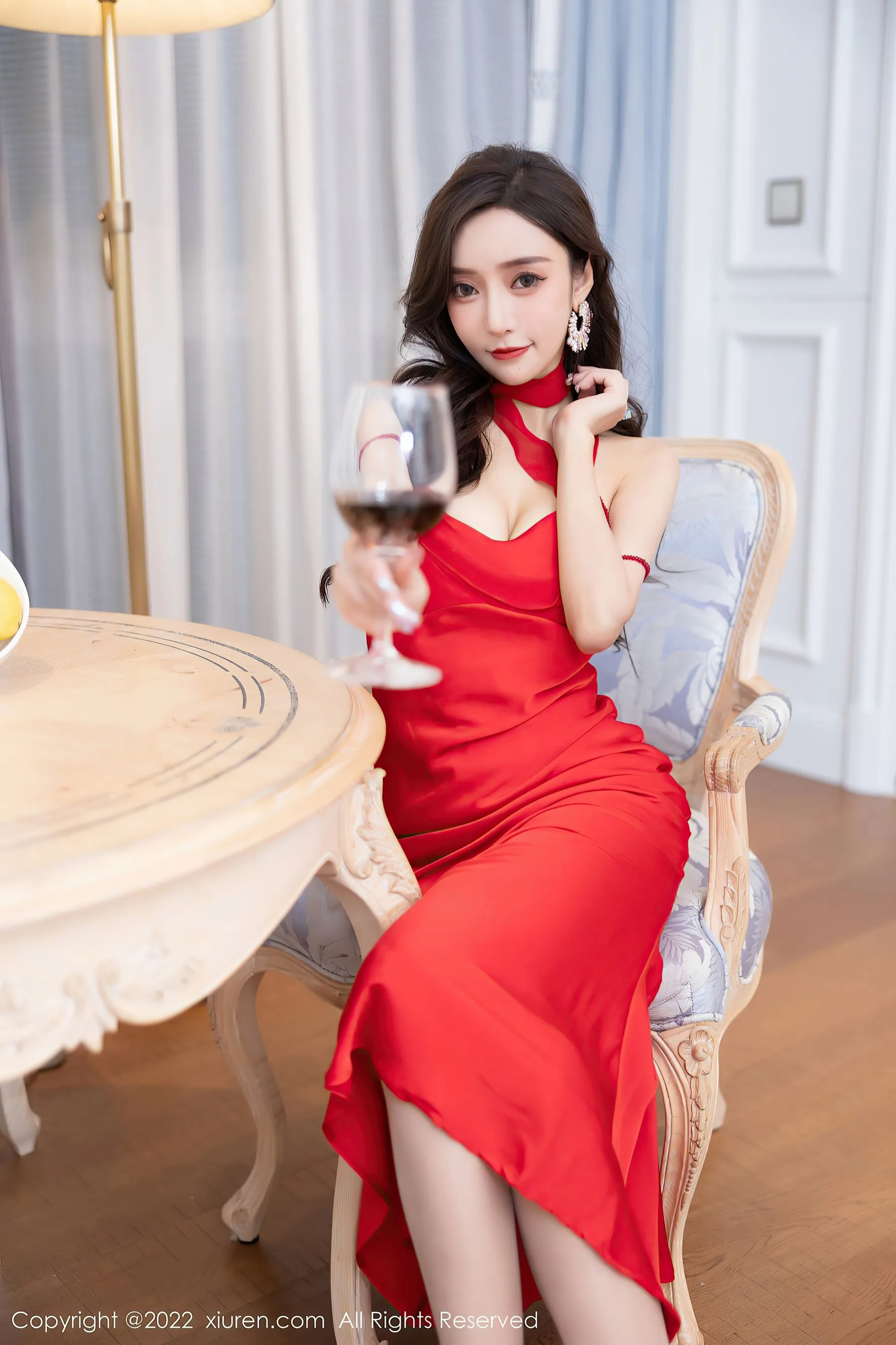  秀人网 No.5470 王馨瑶yanni 长裙美腿第20张