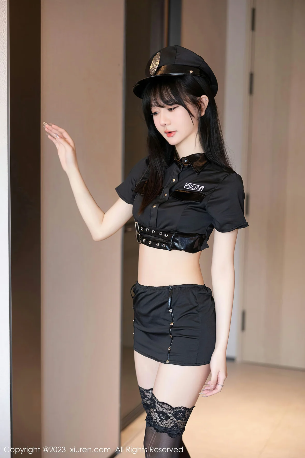  XiuRen 秀人 No.6851 幼幼 黑丝爆乳警花制服 [87P]第3张