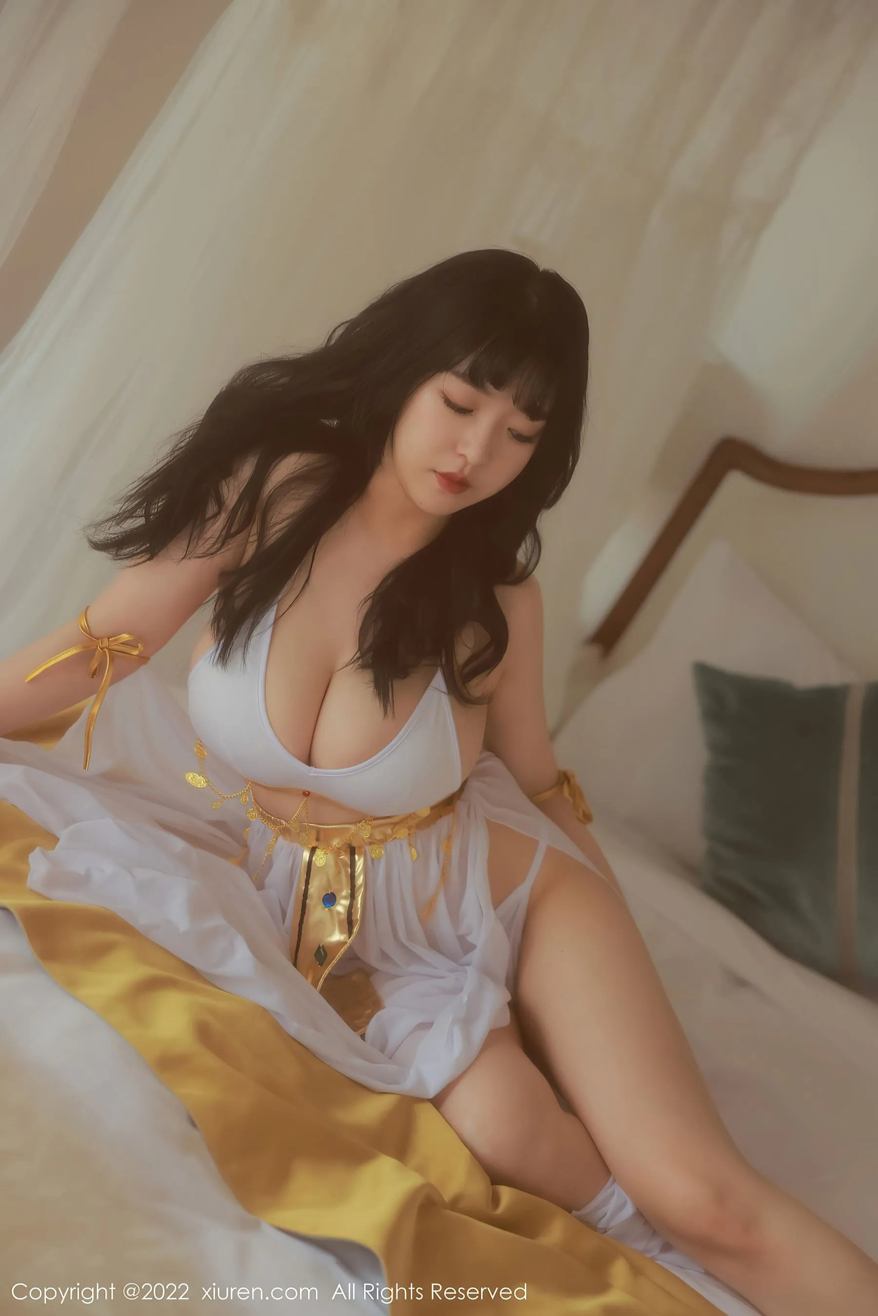  秀人网 No.5341 奶酥36E 美臀丰腴第3张