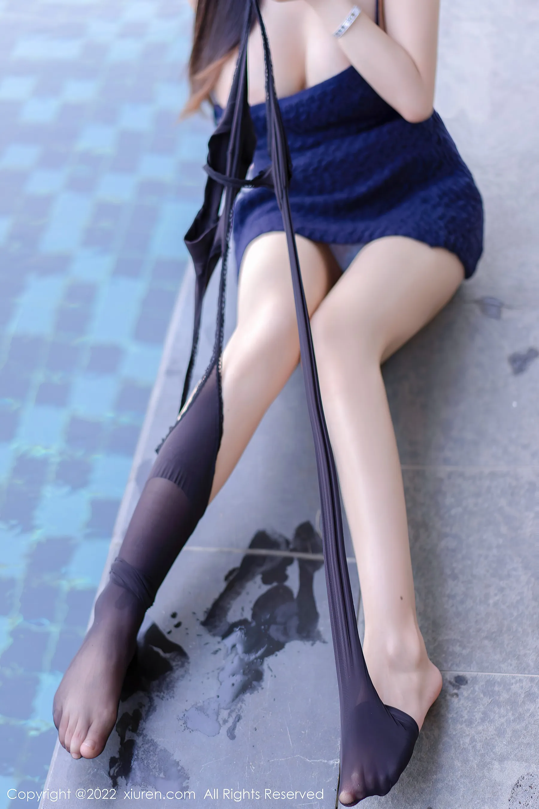  秀人网 No.4561 朱可儿Flora 三亚旅拍长裙黑丝第20张