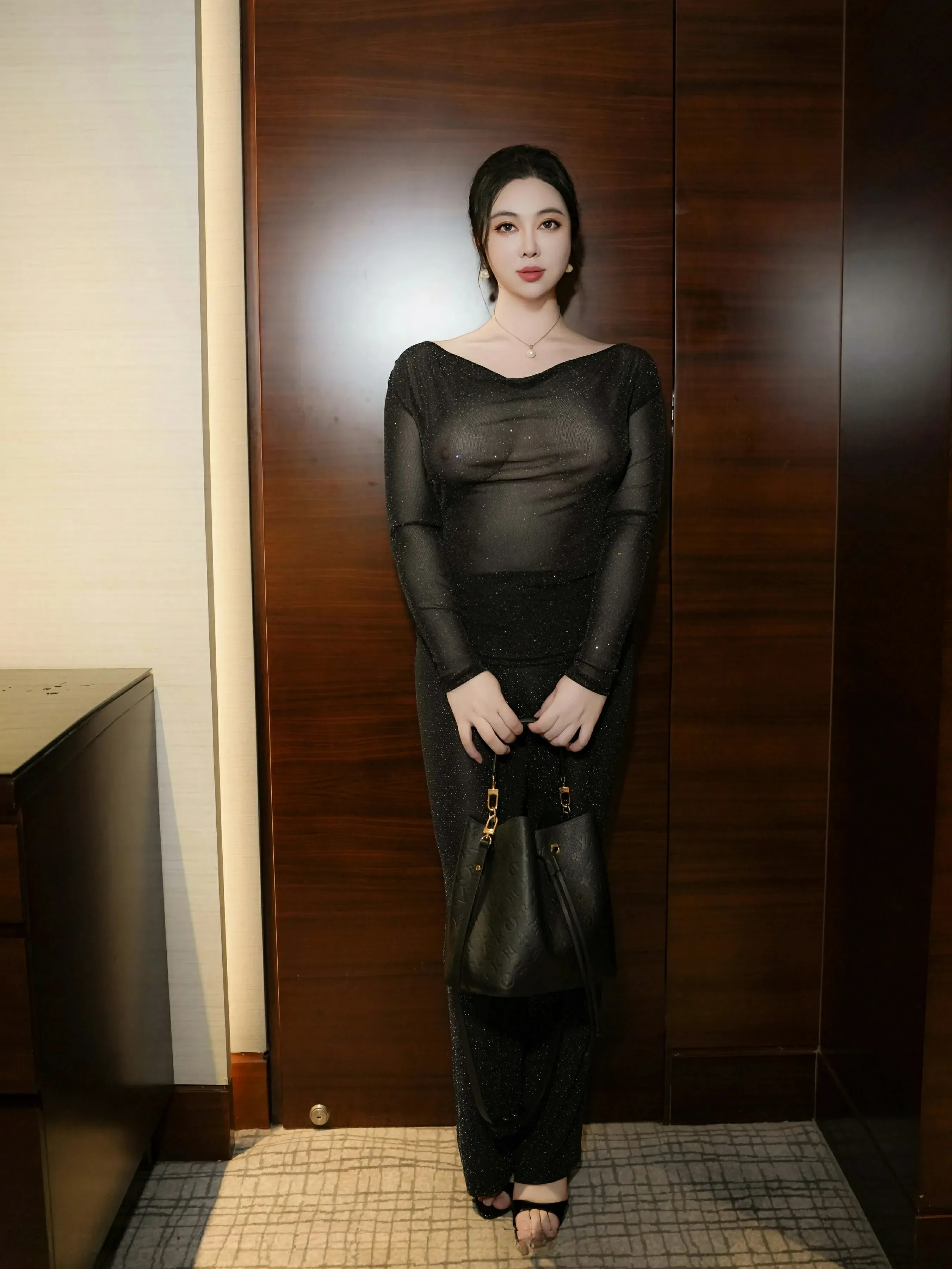  XiuRen 秀人 No.9725 风景尤美 [74P]第4张