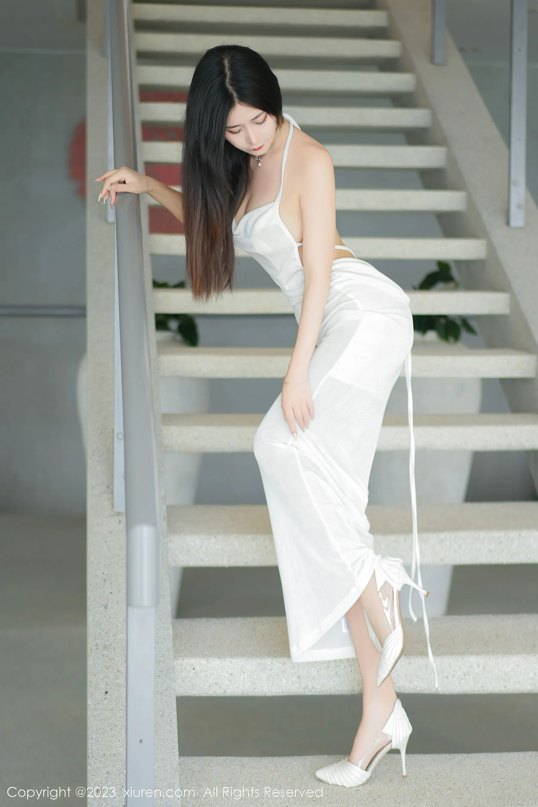  秀人网 No.6678 laura阿姣 美腿长裙第28张