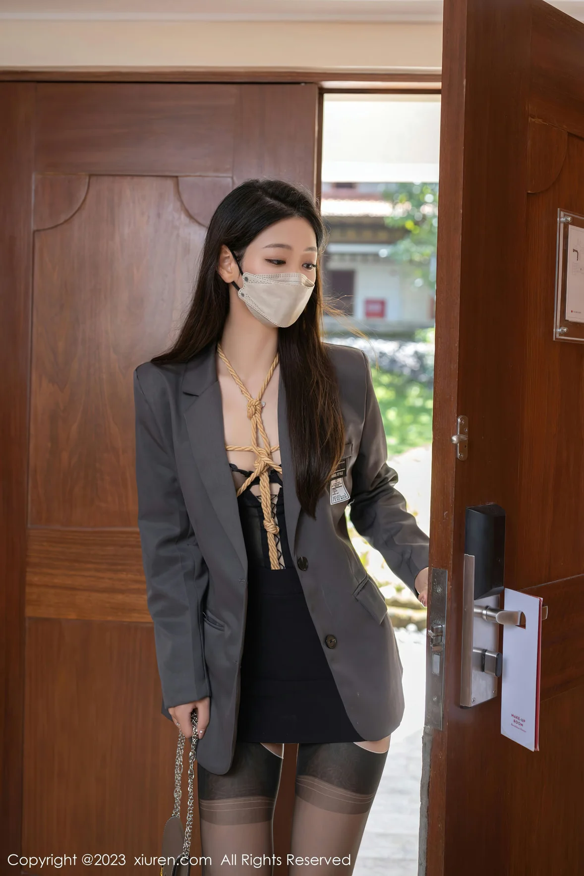  XiuRen 秀人 No.6821 唐安琪 轻透薄纱内衣巴厘岛旅拍 [82P]第1张