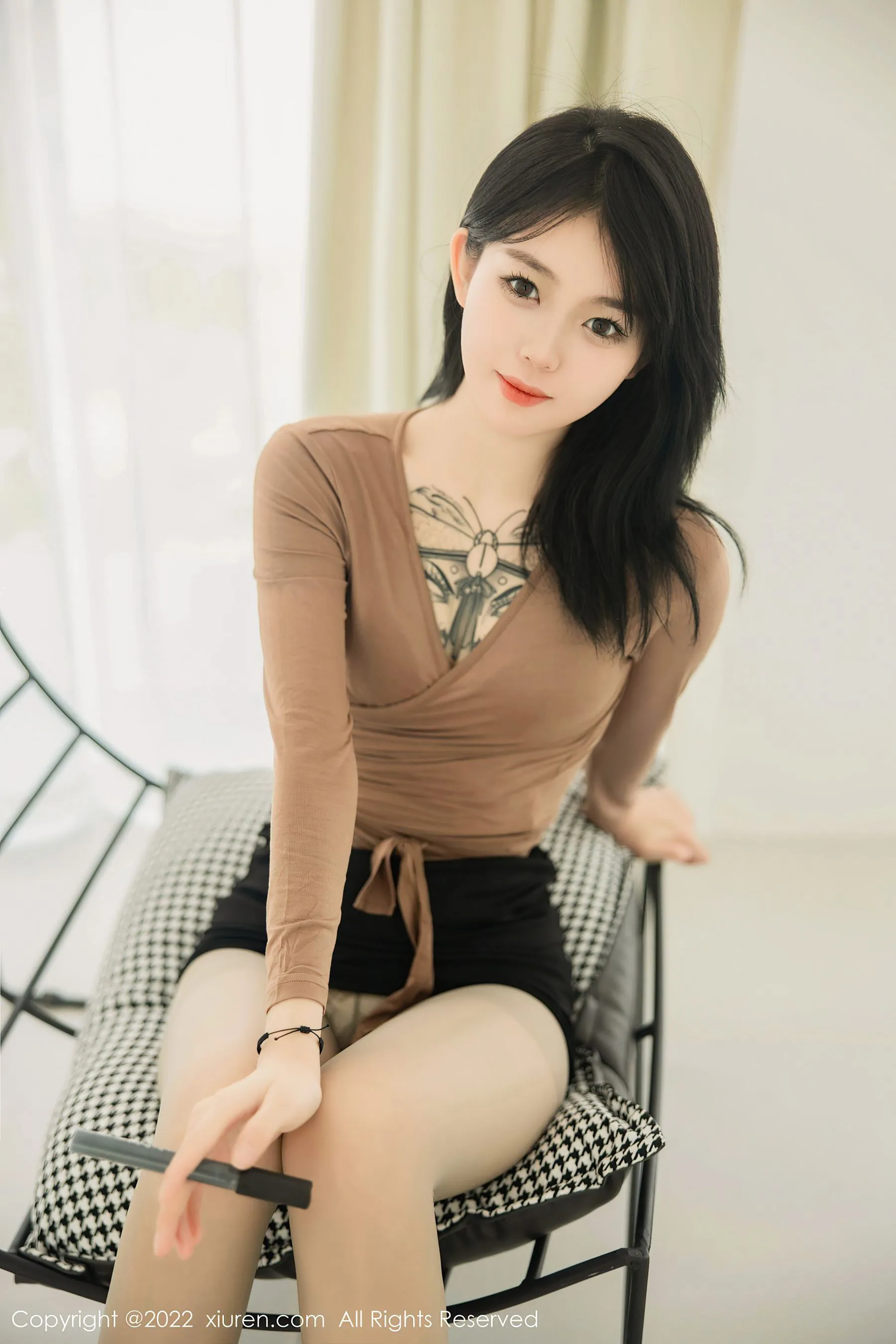  秀人网 No.5587 奶瓶. 大理旅拍第20张