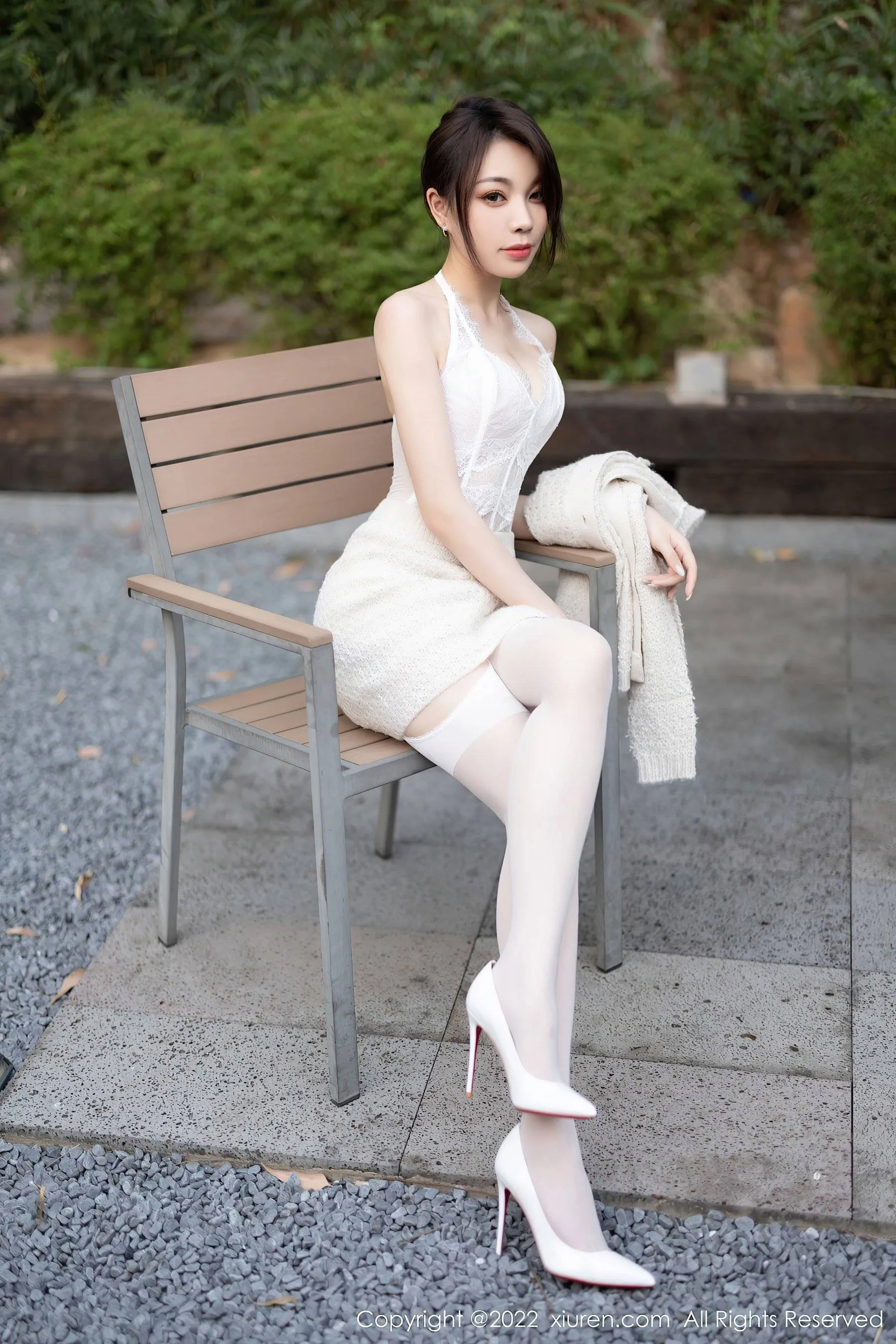  秀人网 No.5880 徐莉芝Booty 丝袜美腿第26张