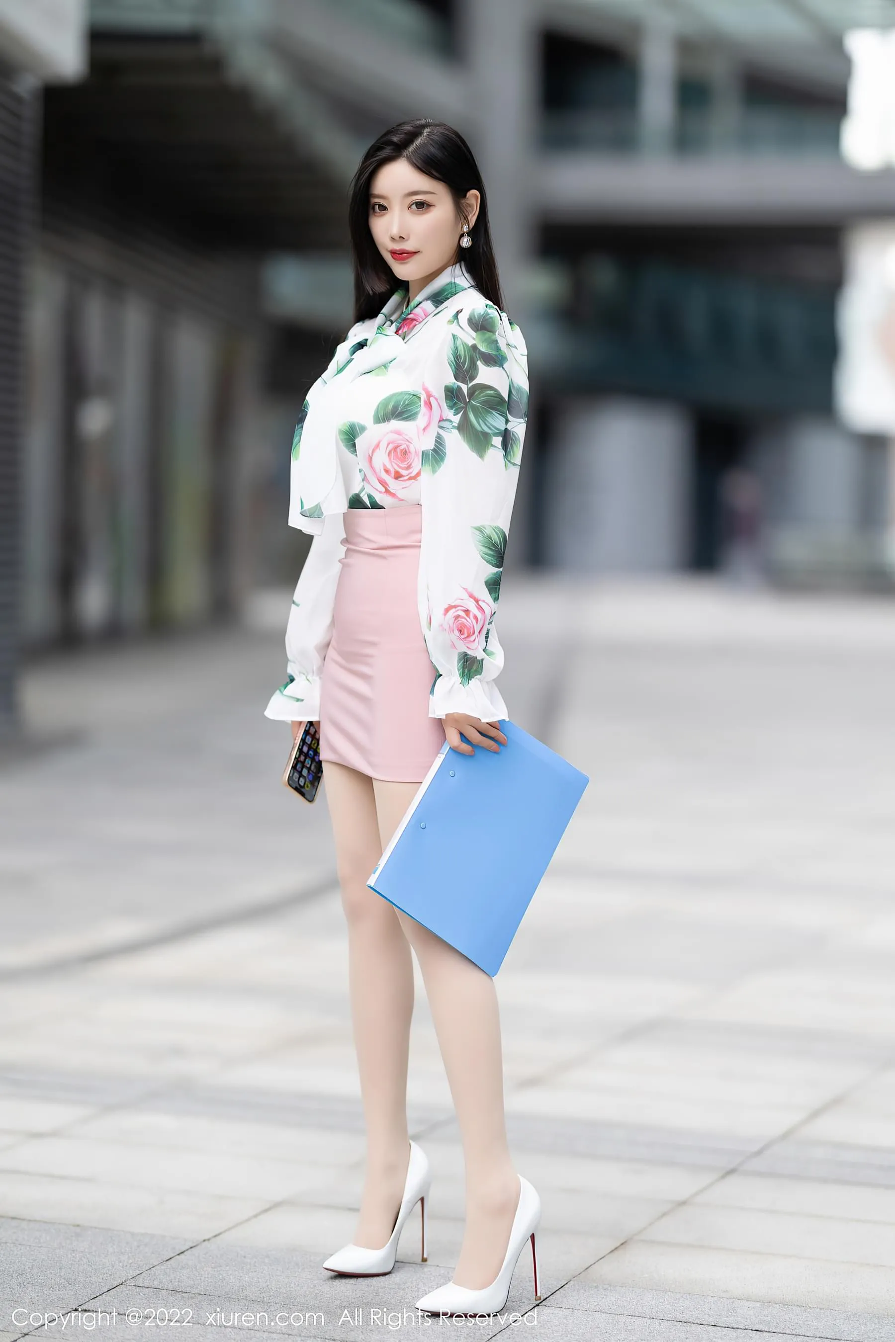  秀人网 No.5171 杨晨晨Yome 丝袜美腿第16张