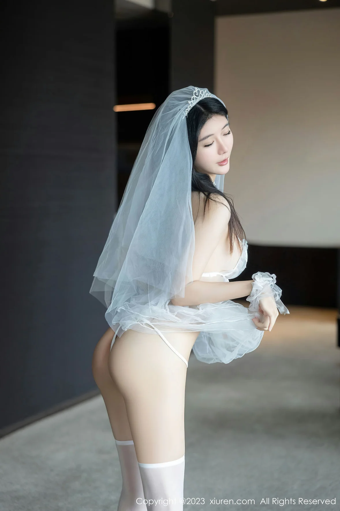  XiuRen 秀人 No.7165 幼幼 情趣婚纱服饰性感写真 [90P]第1张