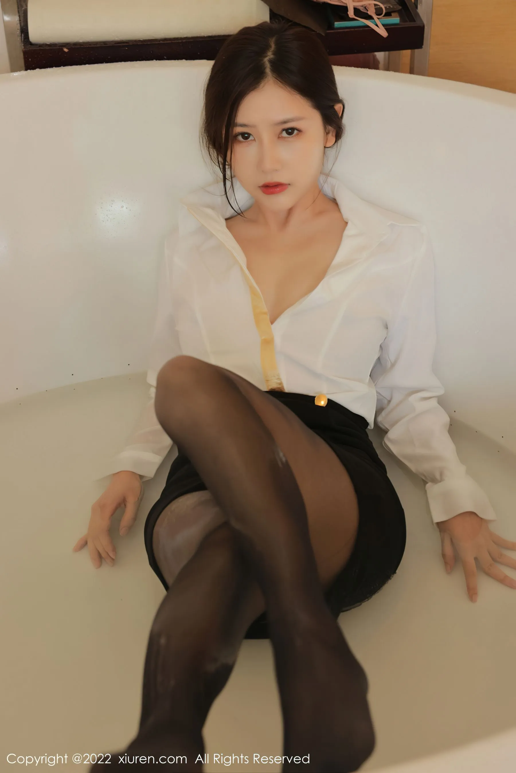 秀人 No.4472 尹甜甜第2张