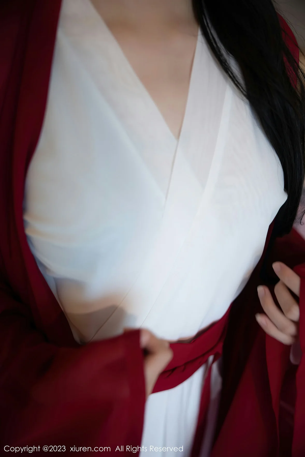  XiuRen 秀人 No.7192 幼幼 红色古装性感写真 [93P]第1张