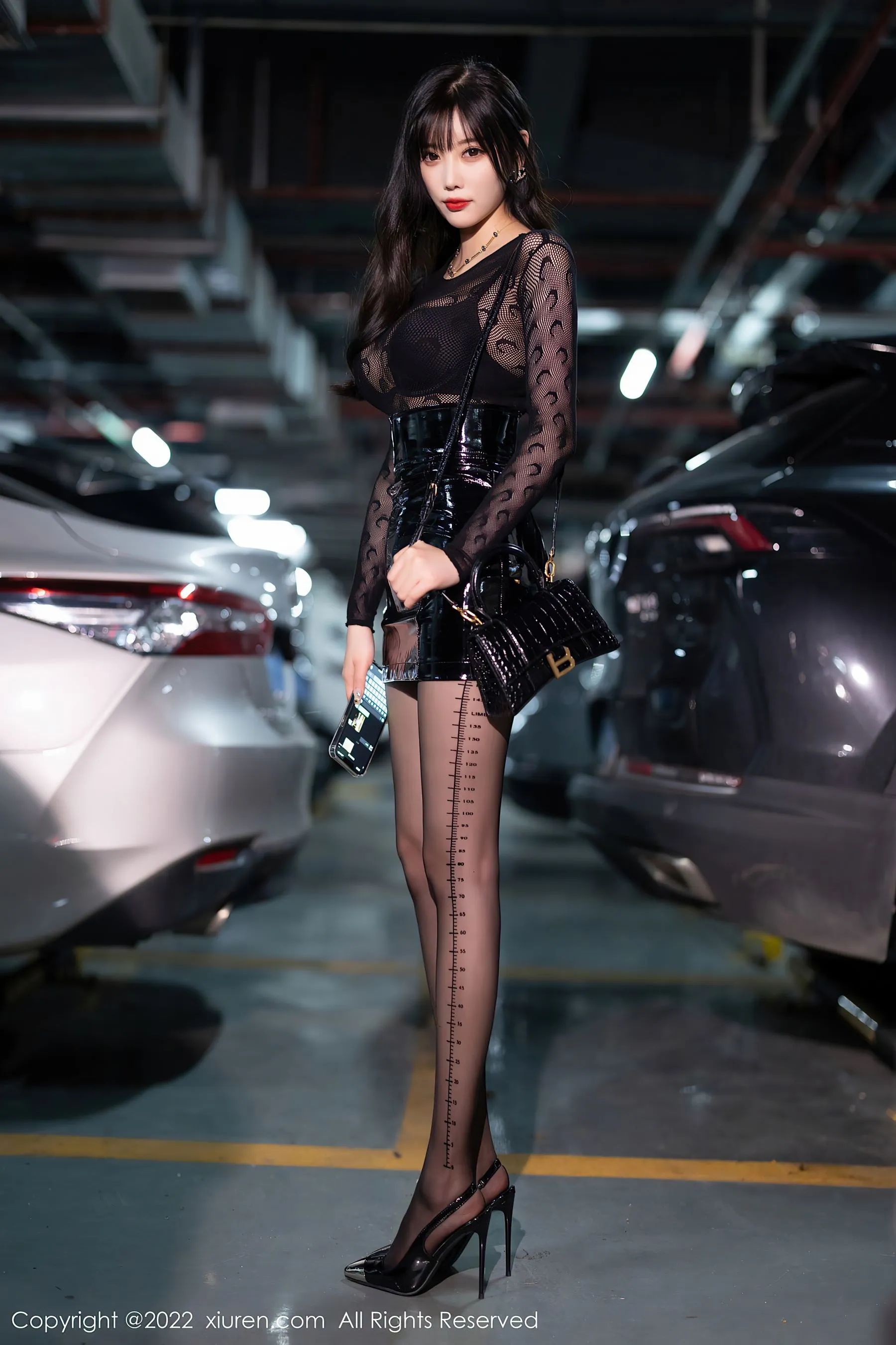  秀人网 No.5445 杨晨晨Yome 黑丝美腿第15张