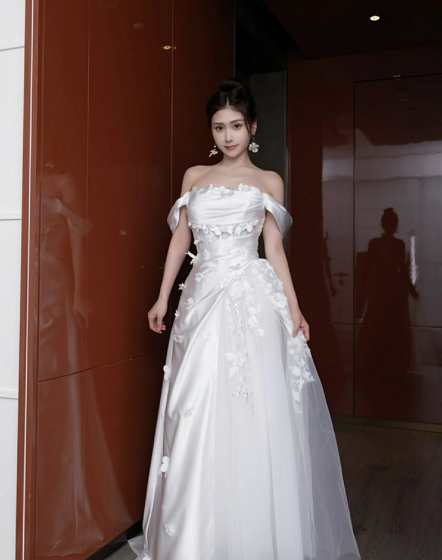  秀人网 No.10814 刘婷婷 [80P]第1张