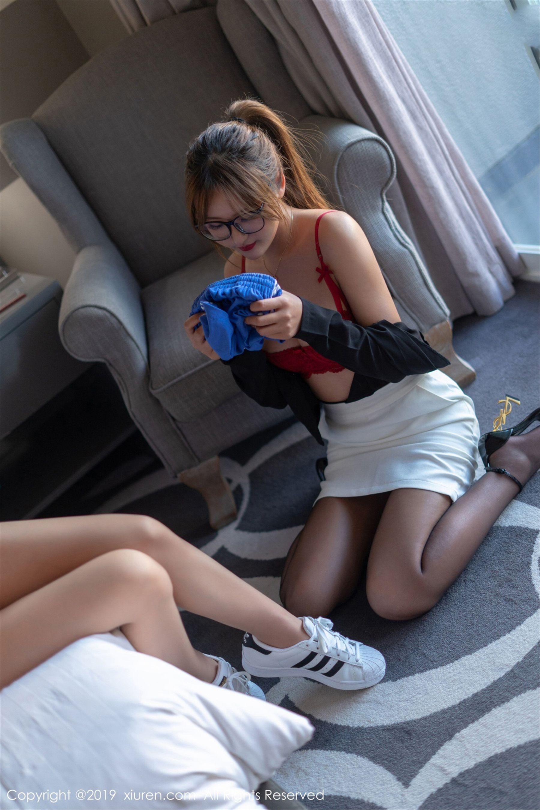  XiuRen 秀人网 No.1561 周于希Sandy&#038;Emily顾奈奈酱第10张