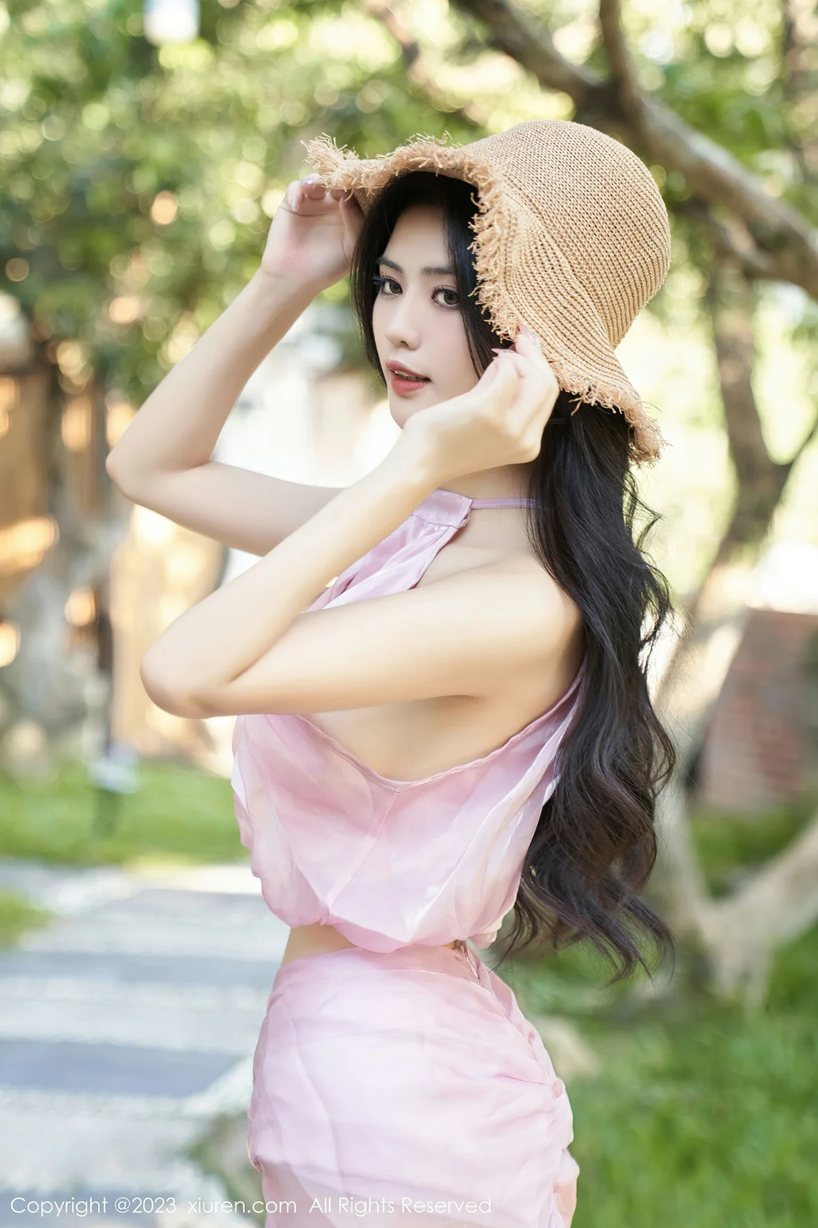  XiuRen 秀人 No.7281 浅浅Danny 夏日清爽户外场景拍摄性感写真 [80P]第10张