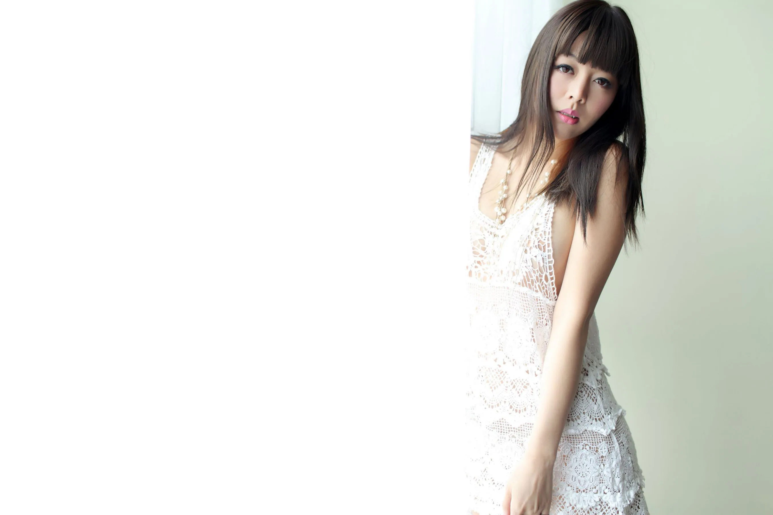  杜Viki《酒店拍摄 三套装》 秀人网 No.001第20张