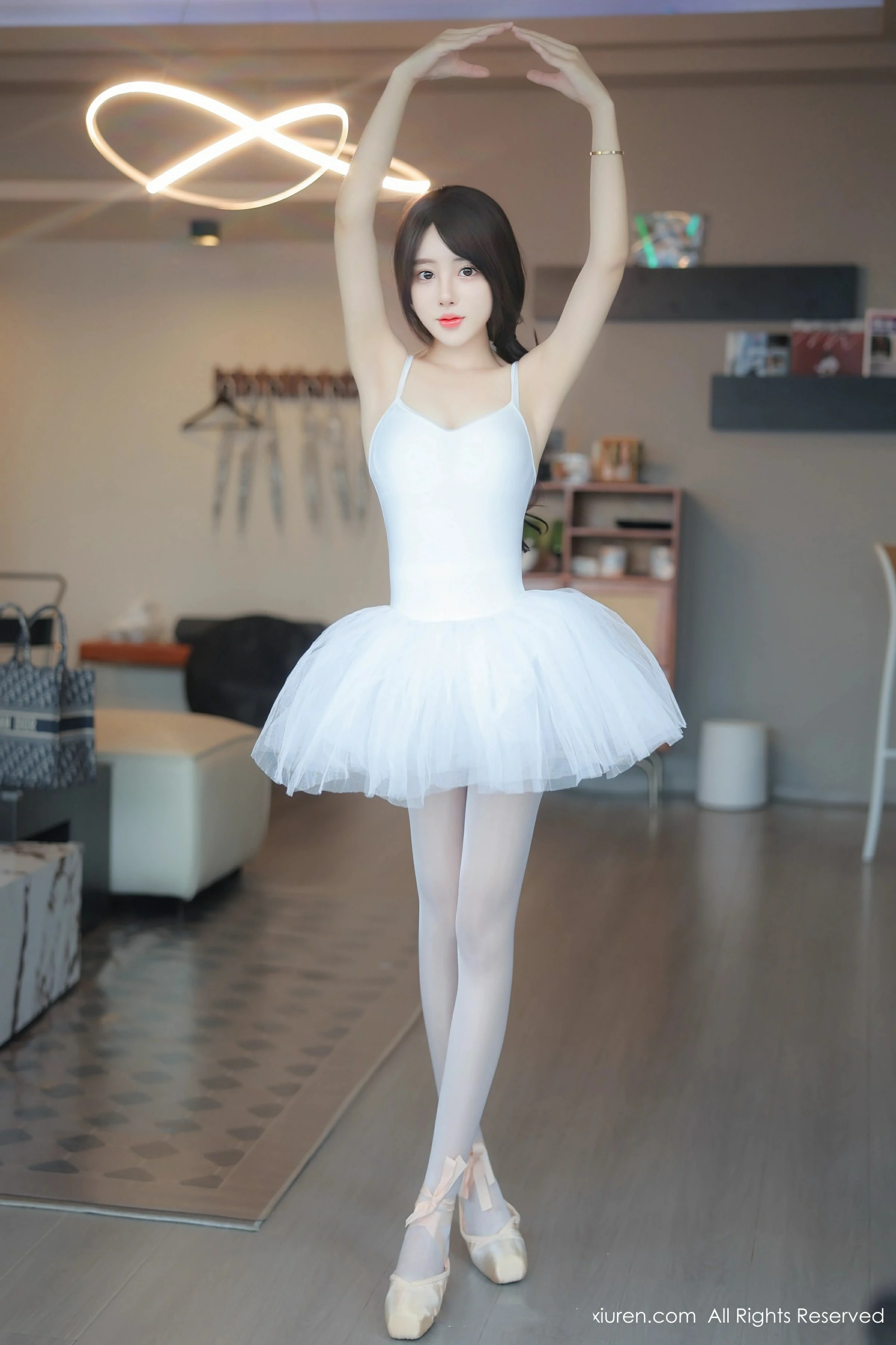  XiuRen 秀人 No.8564 桃妖夭 [80P]第1张