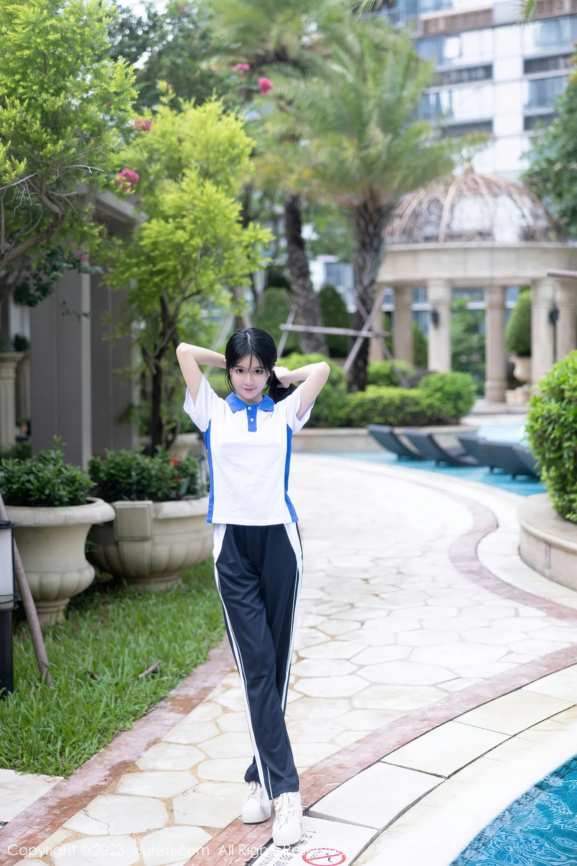  XiuRen 秀人 No.7085 幼幼 学生制服性感写真 [103P]第1张