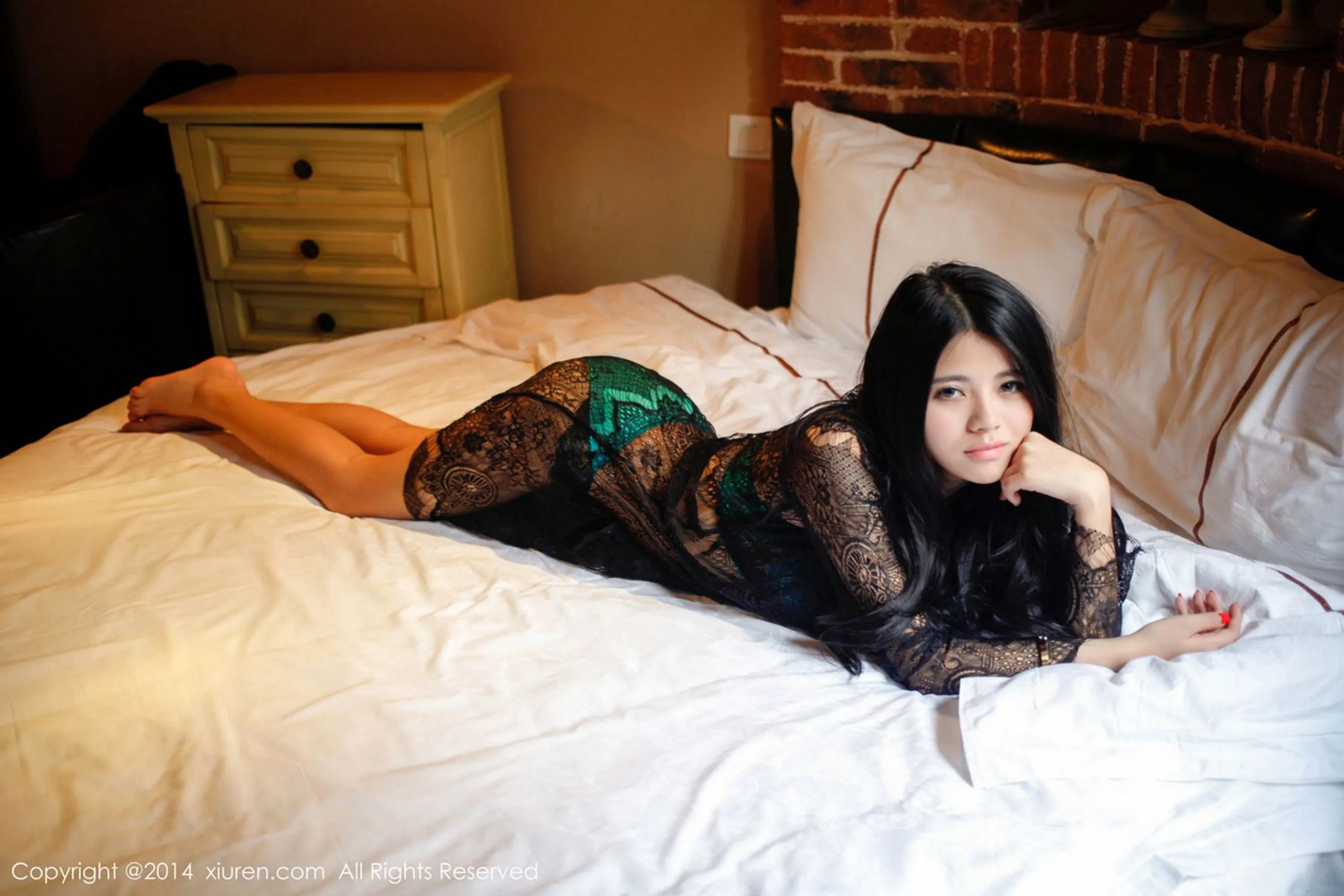 欧阳妮娜娜《透视蕾丝系列》 秀人网 No.265第28张