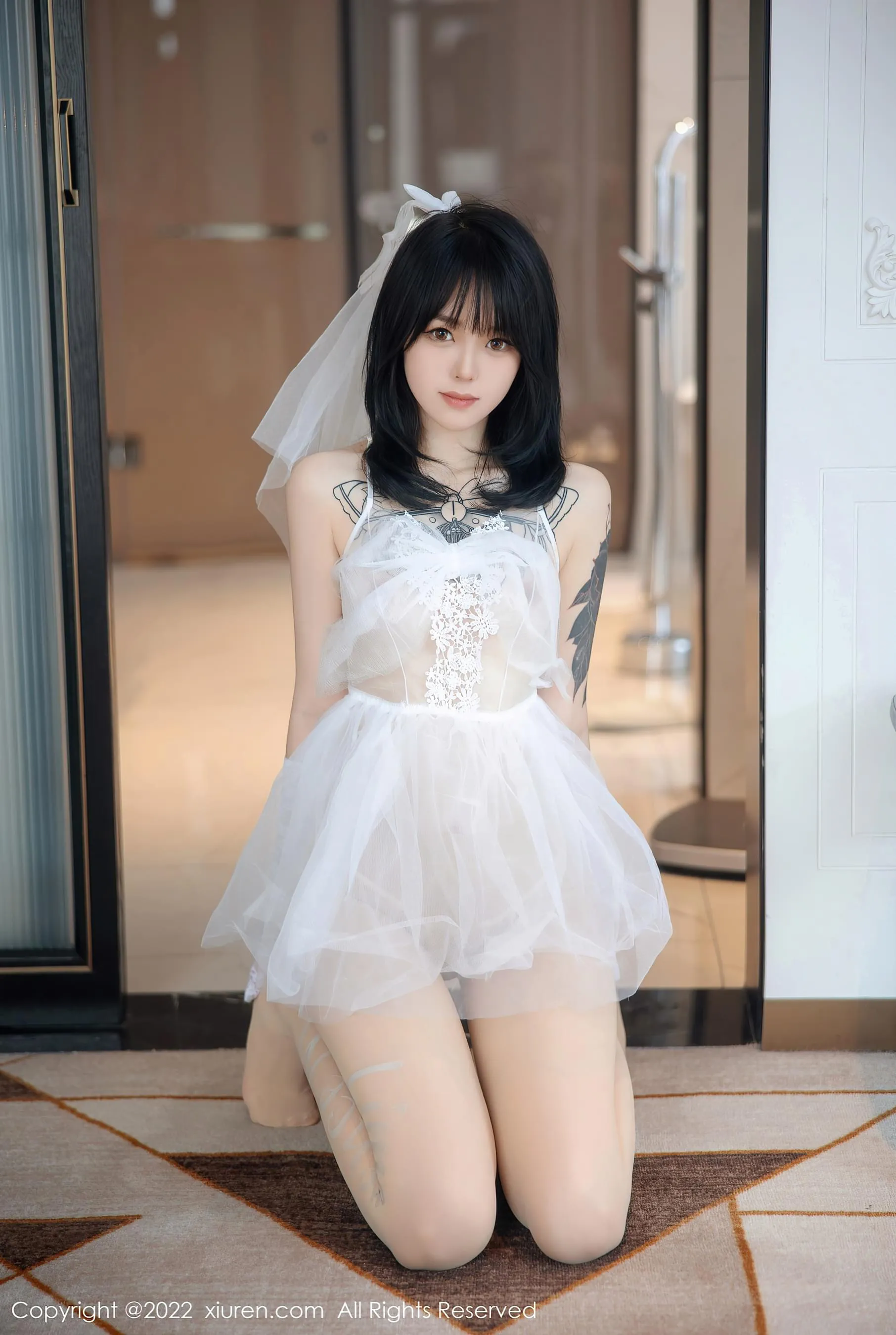  秀人网 No.5212 奶瓶. 婚纱服美腿第15张
