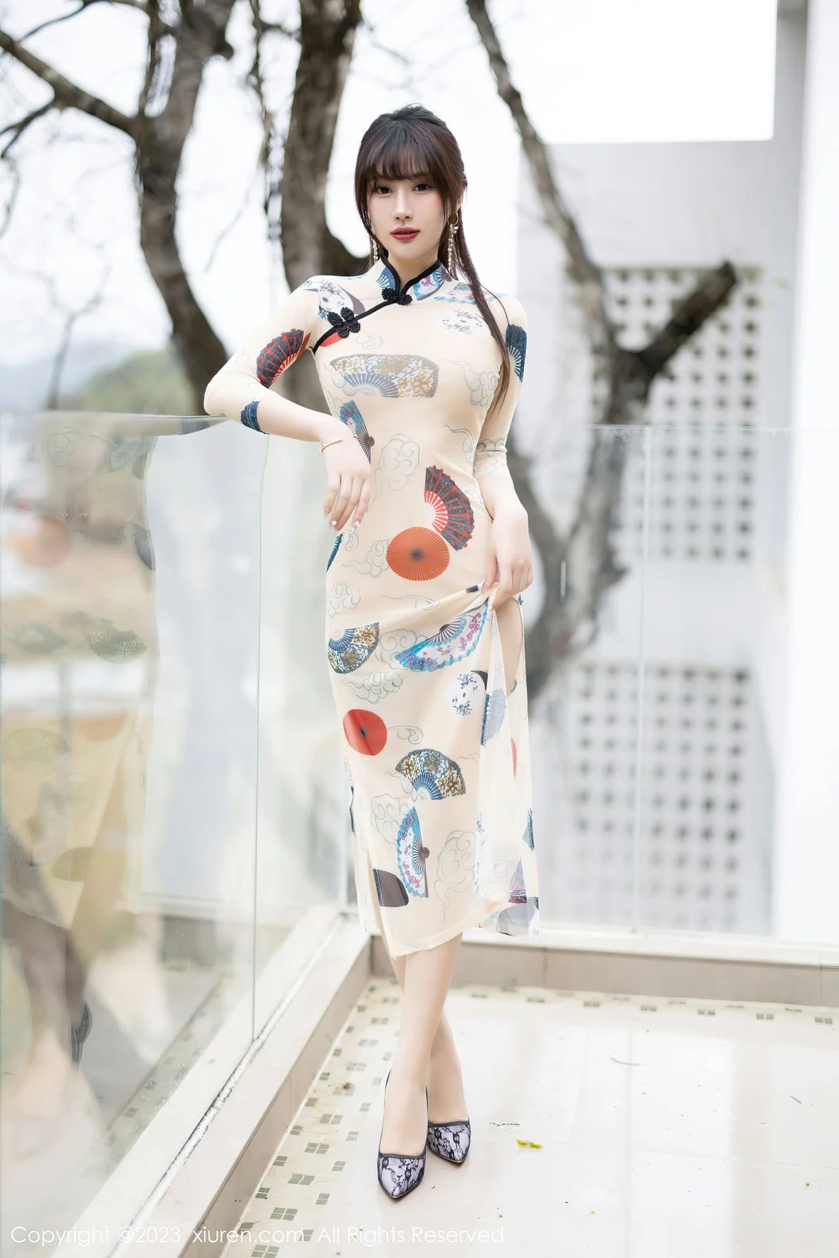  XiuRen 秀人 No.6831 张欣欣 轻透情趣服饰海南岛旅拍 [73P]第6张