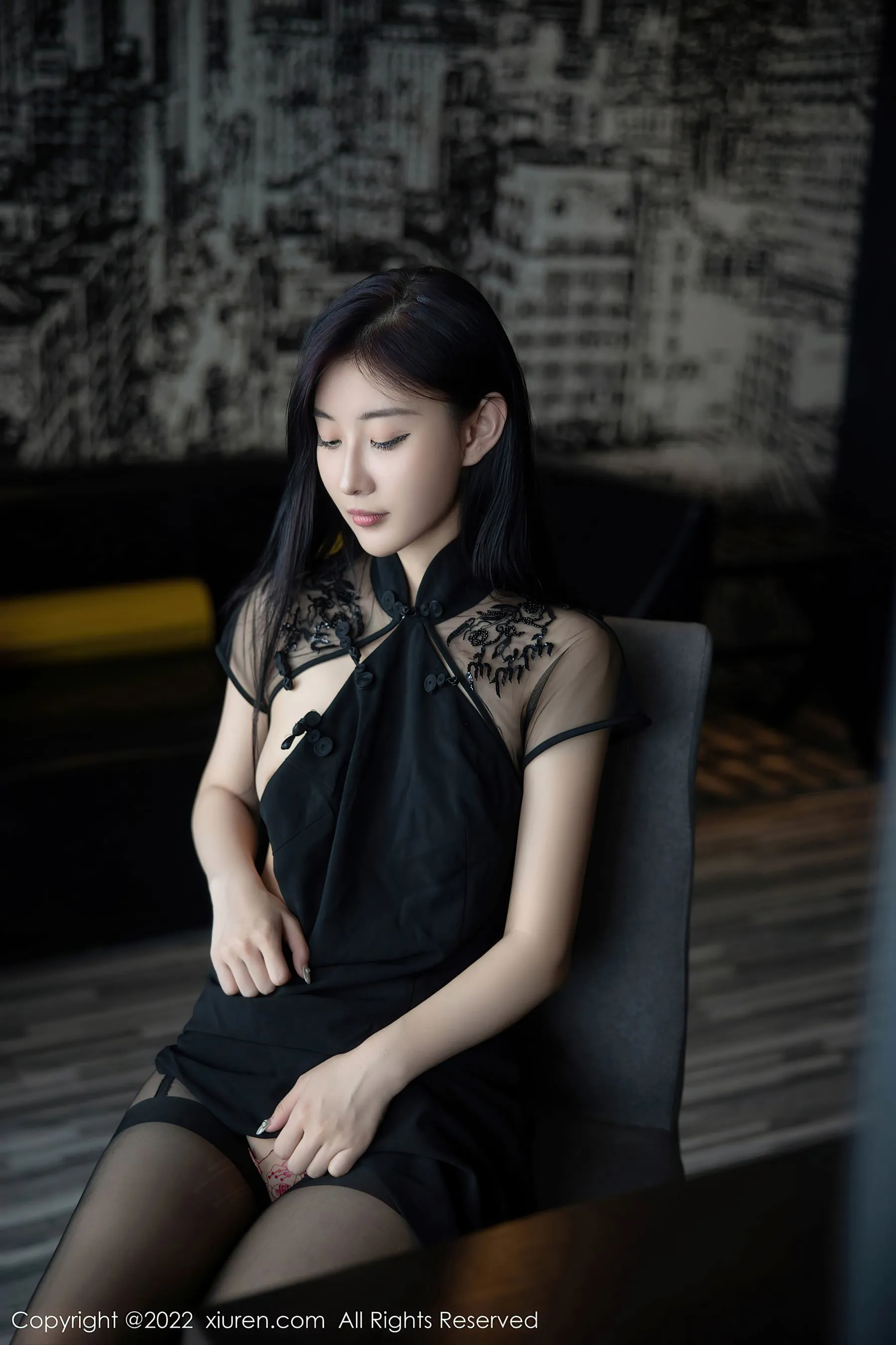  秀人网 No.5691 顾楚楚Maily 黑丝美腿第26张