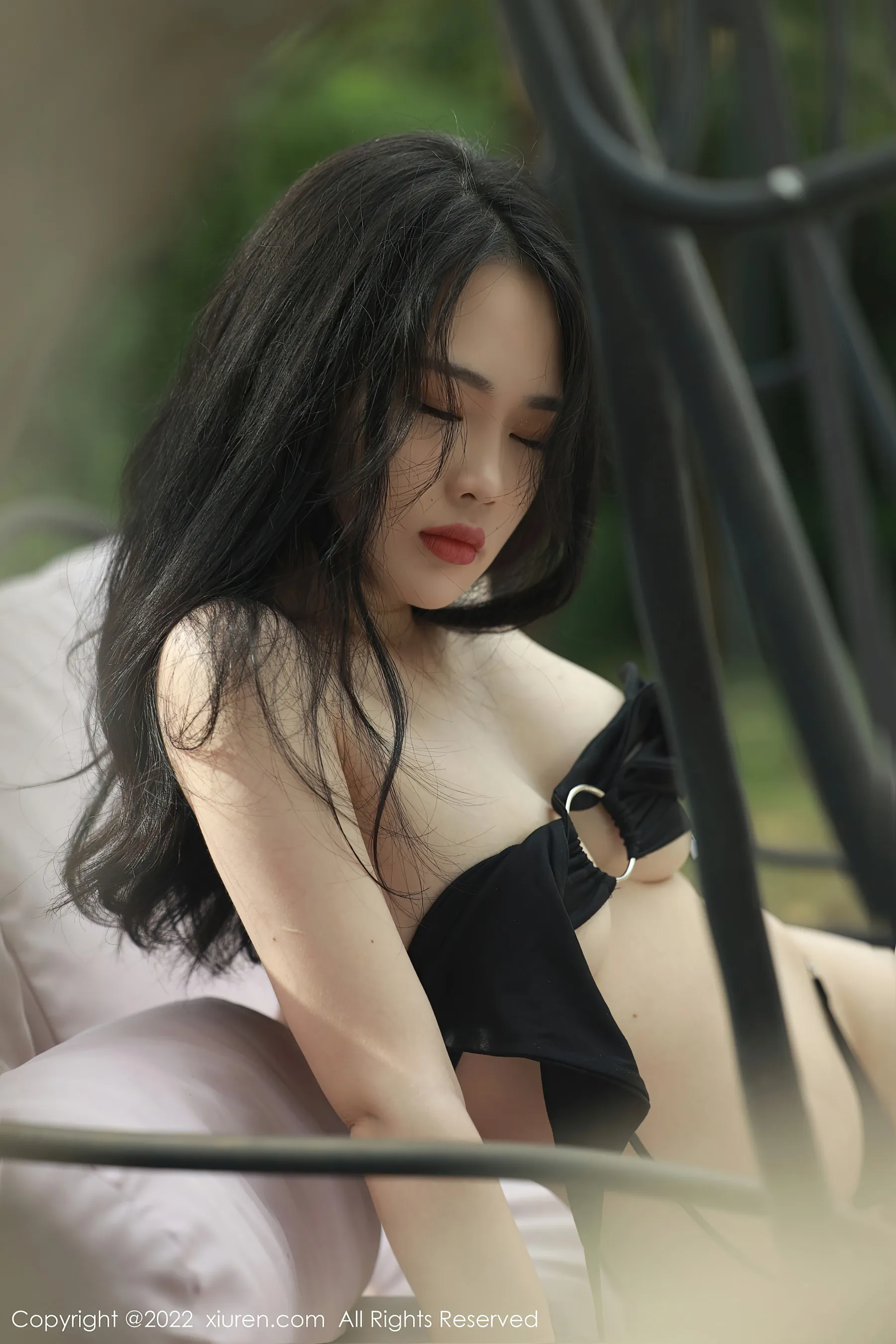  秀人网 No.4559 Niki可雅 海南岛旅拍第24张