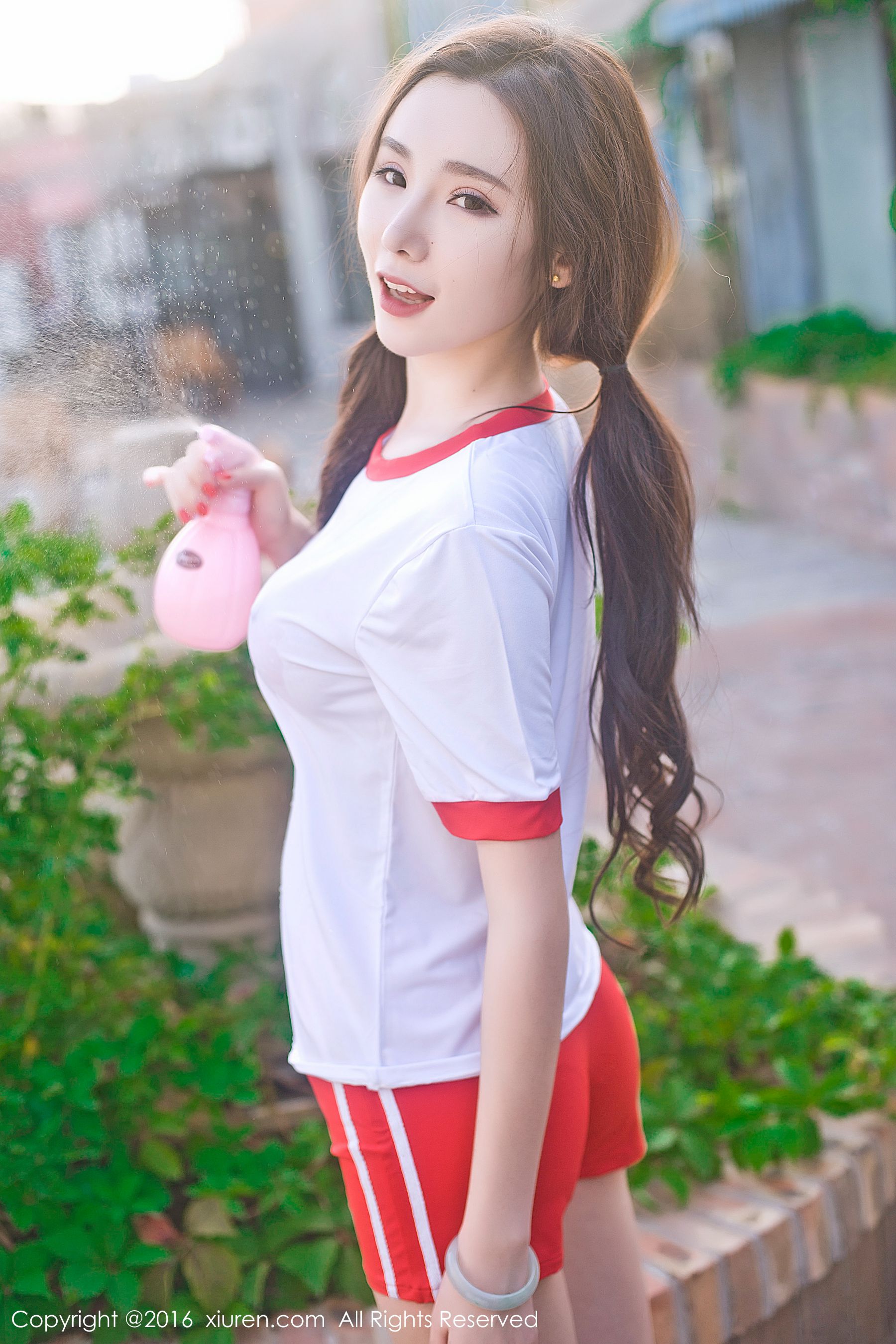  萌琪琪Irene《如同妖孽般的美女》 秀人网 No.669第23张