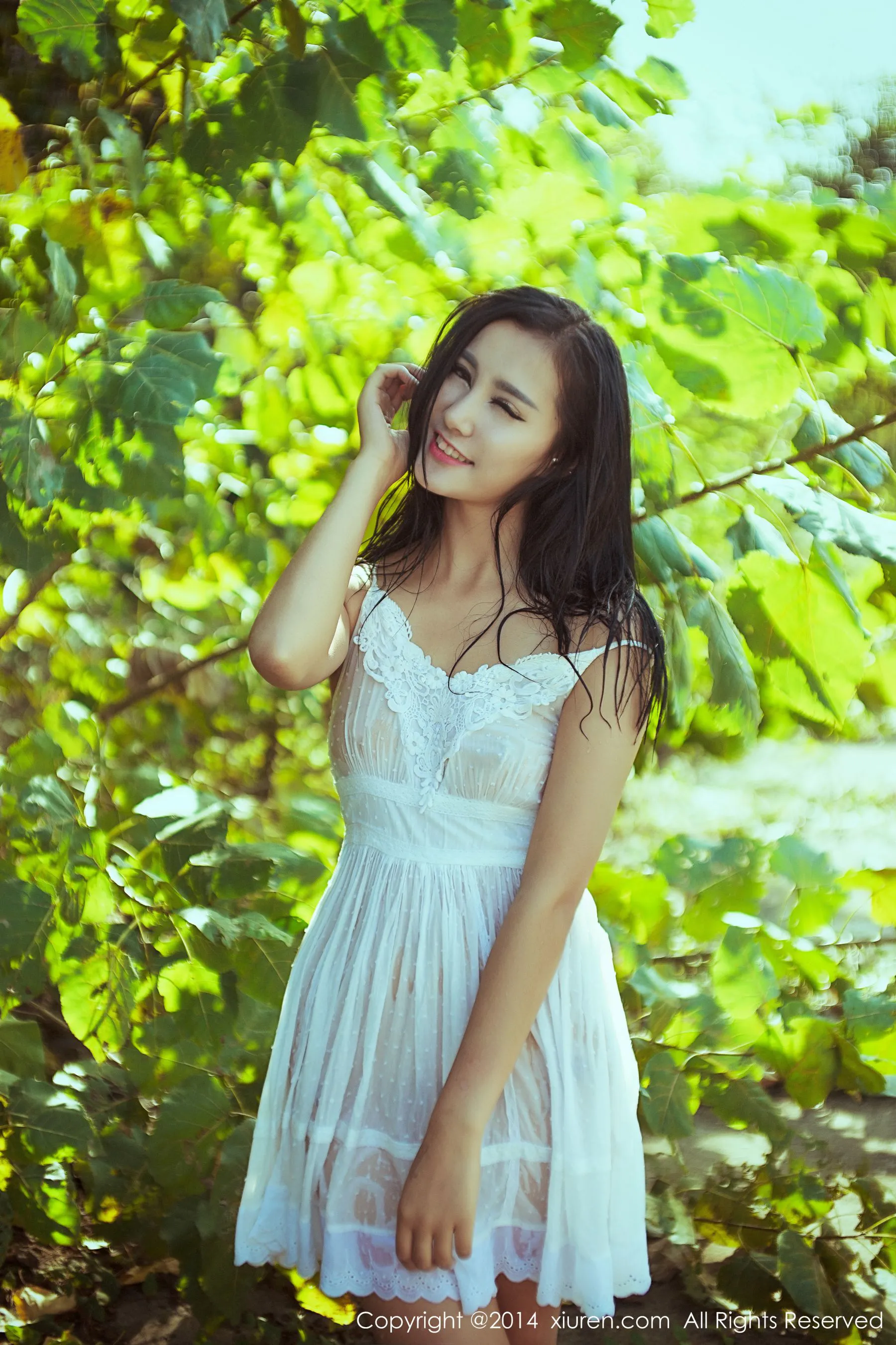 刘薇拉《烈日下的少女》 秀人网 No.226第11张