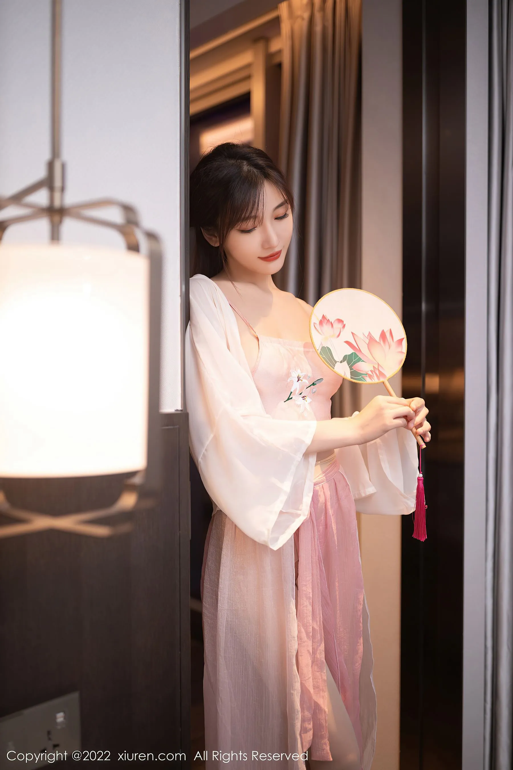  秀人网 No.5666 陆萱萱 古装美腿第6张