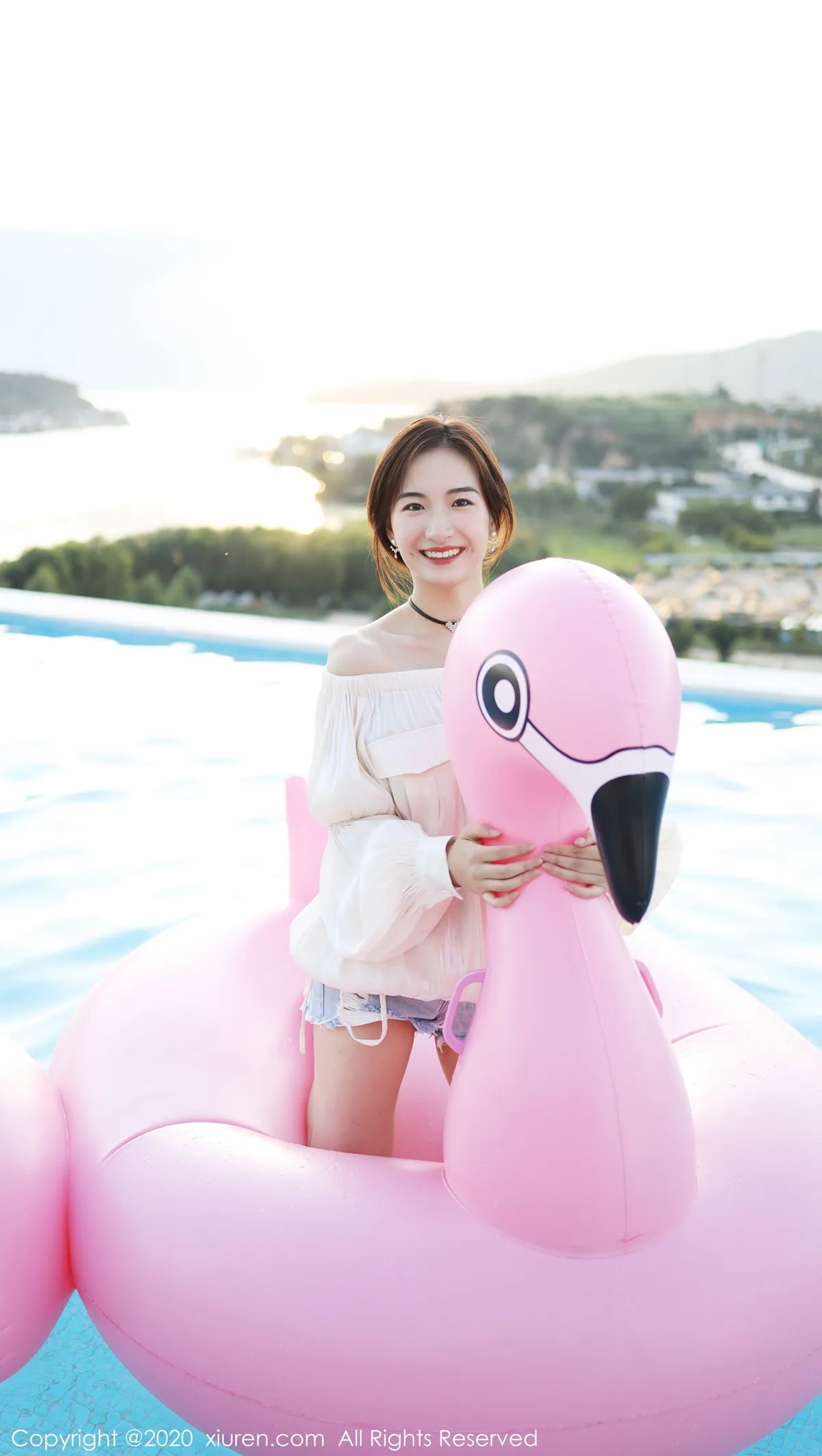 XIUREN秀人网 N0.1956 艺儿拿铁第3张