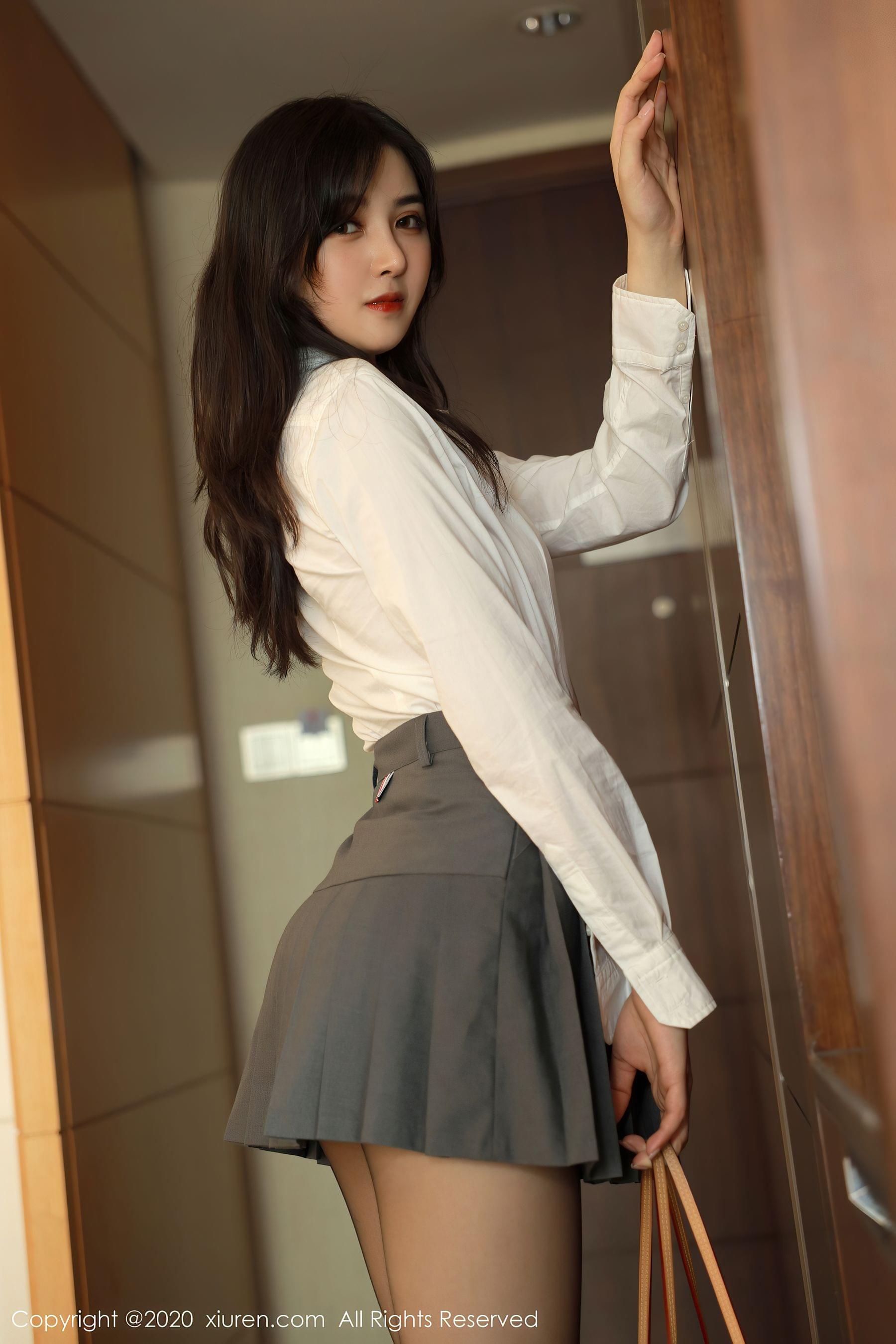 秀人XIUREN No.2330 韩静安第13张