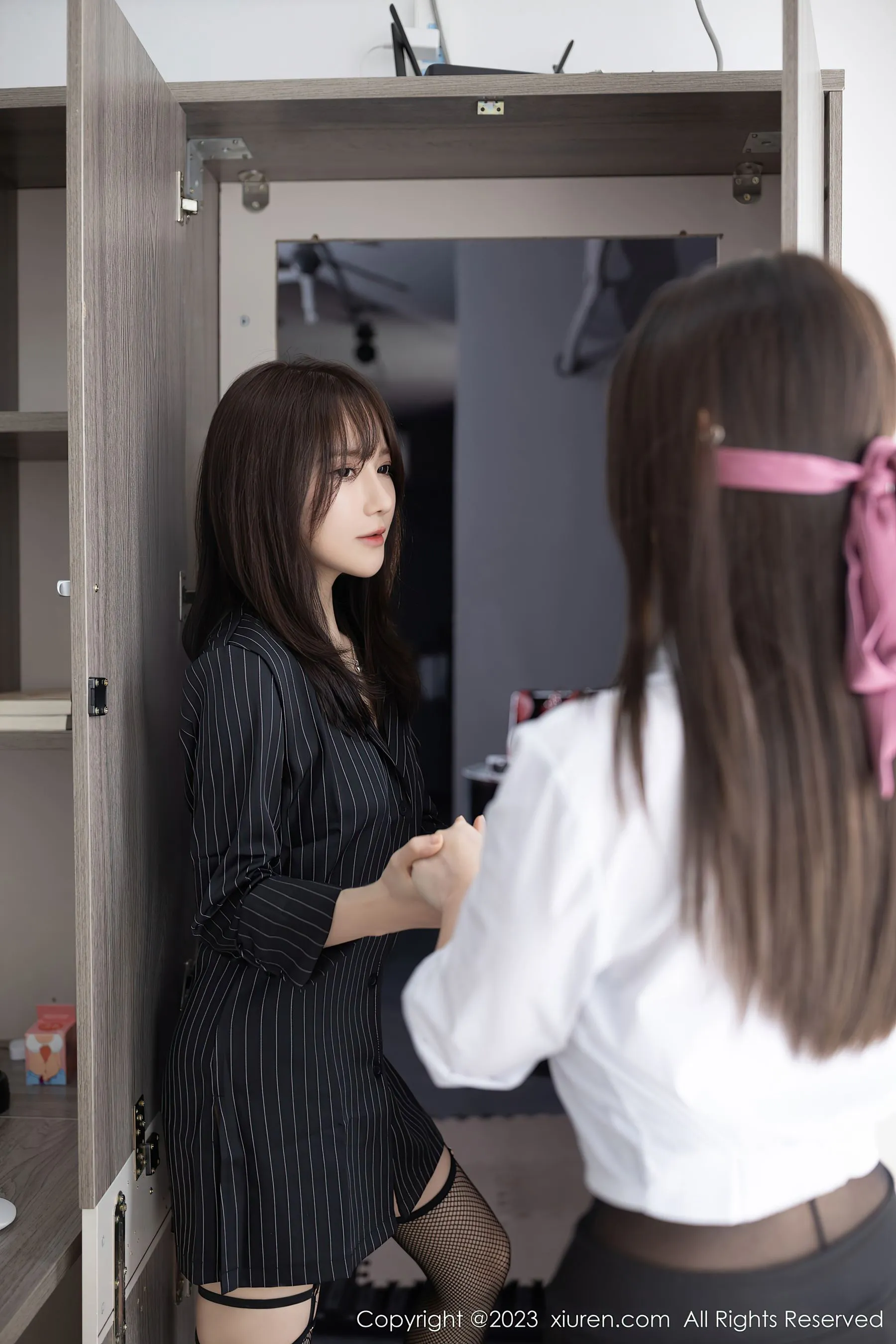 秀人网 No.6664 鱼子酱Fish 黑色美腿第24张