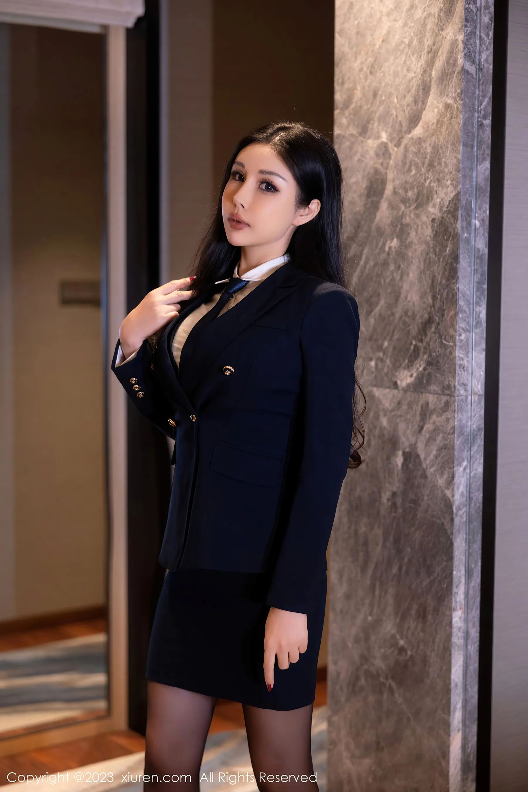 秀人网 No.6797 田冰冰 黑丝美臀第17张