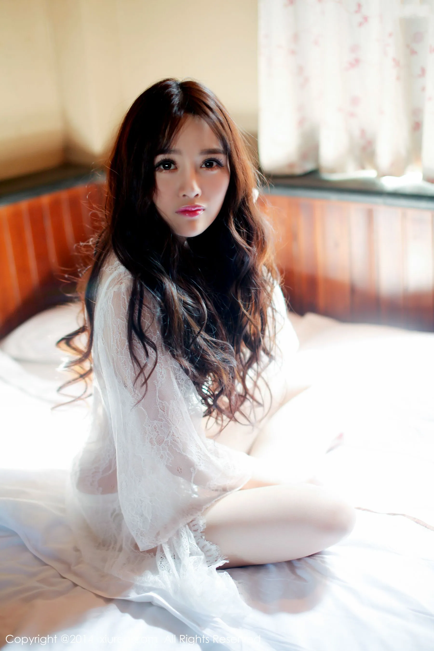 高溜MilkCat《蕾丝+运动装》 秀人网 No.225第1张