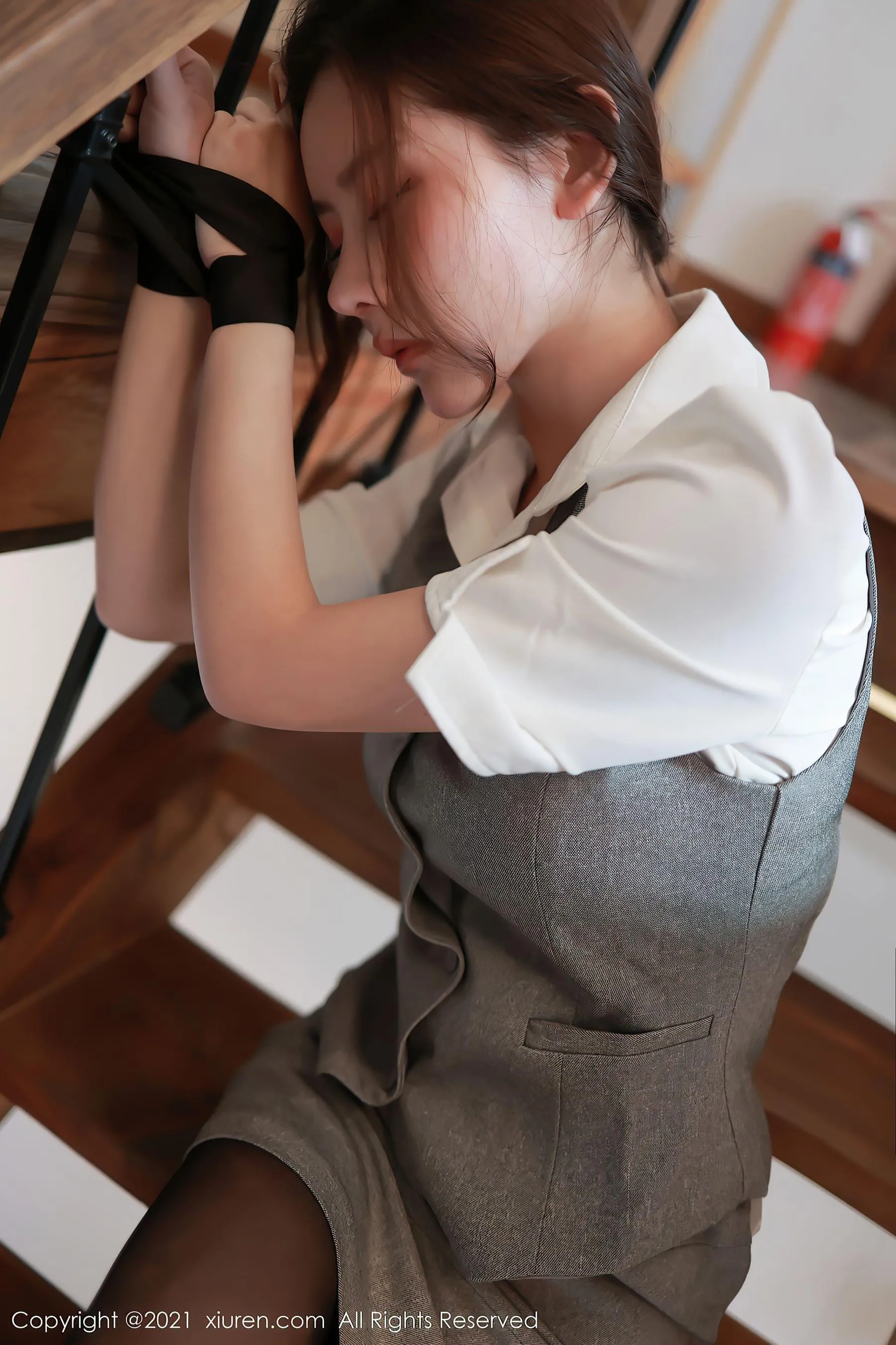  秀人 No.3291 尹甜甜第3张