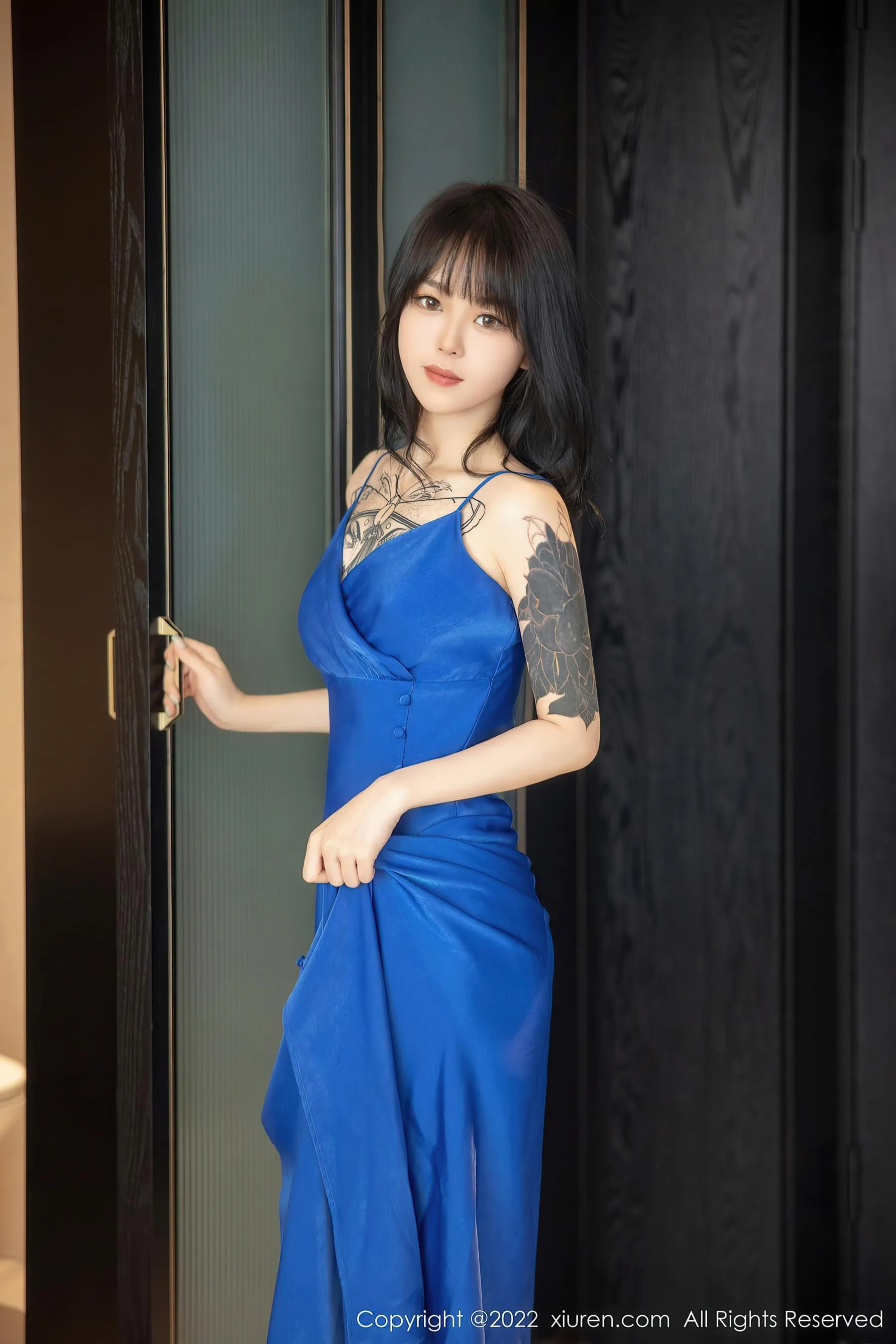  秀人网 No.5165 奶瓶. 吊带裙美腿第26张