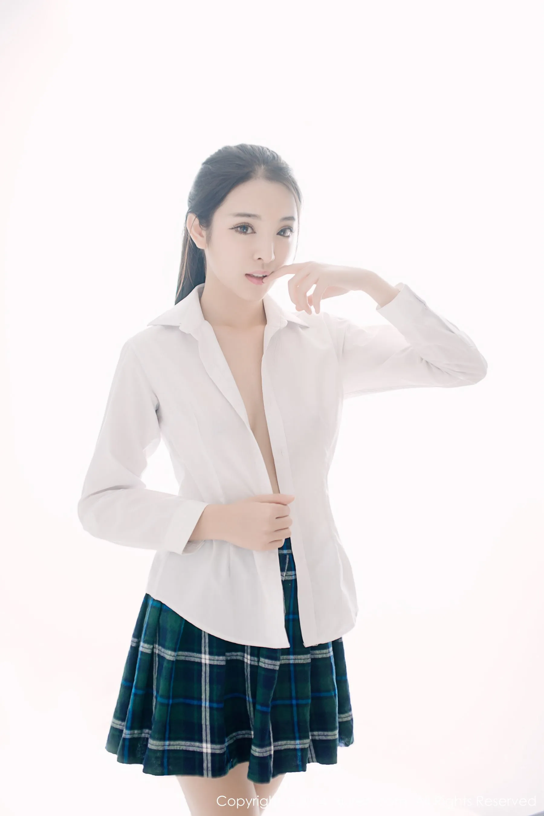  陈大榕 &#038;4套服饰 秀人网 No.256第15张