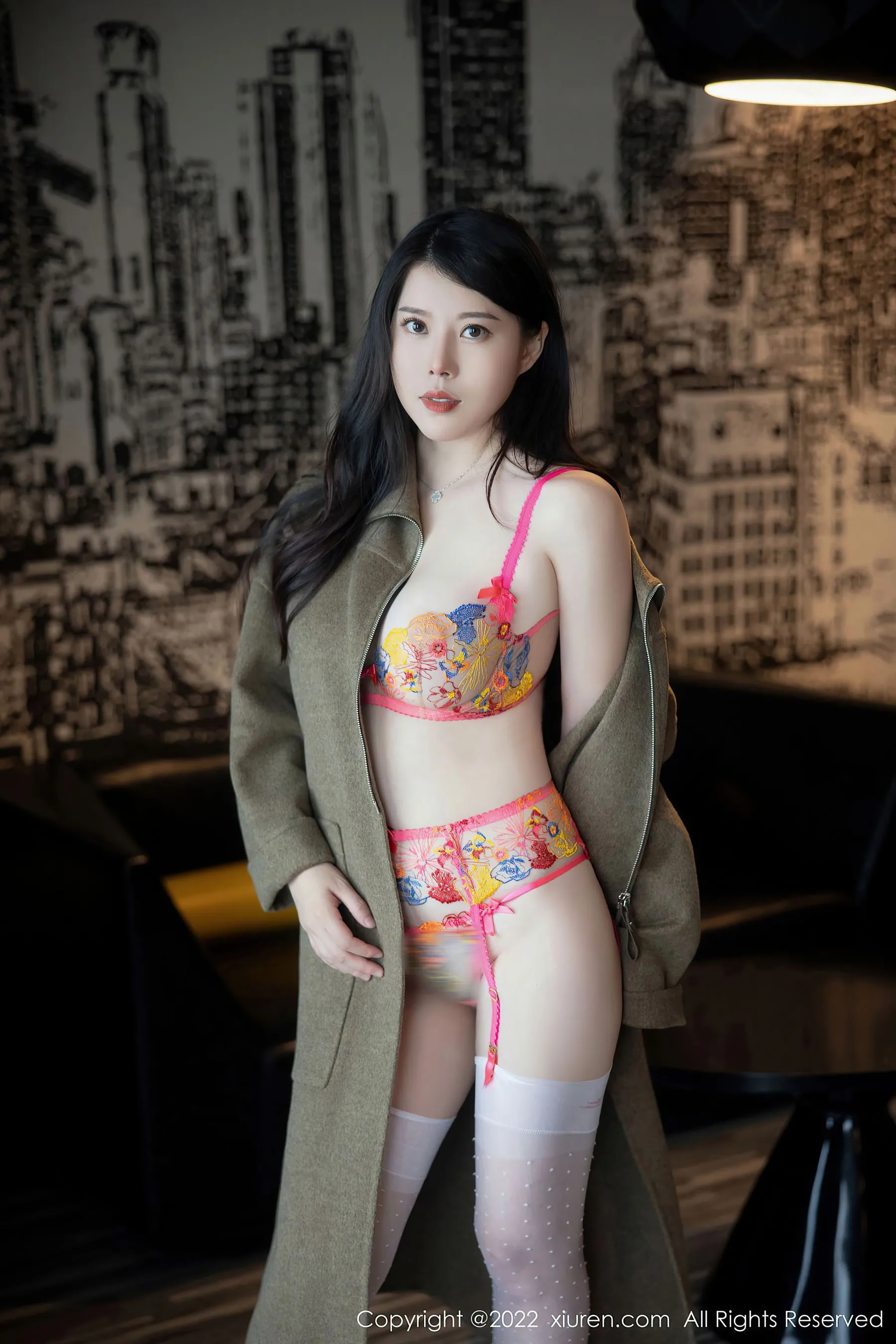  秀人网 No.5723 白茹雪 丰腴美臀第27张