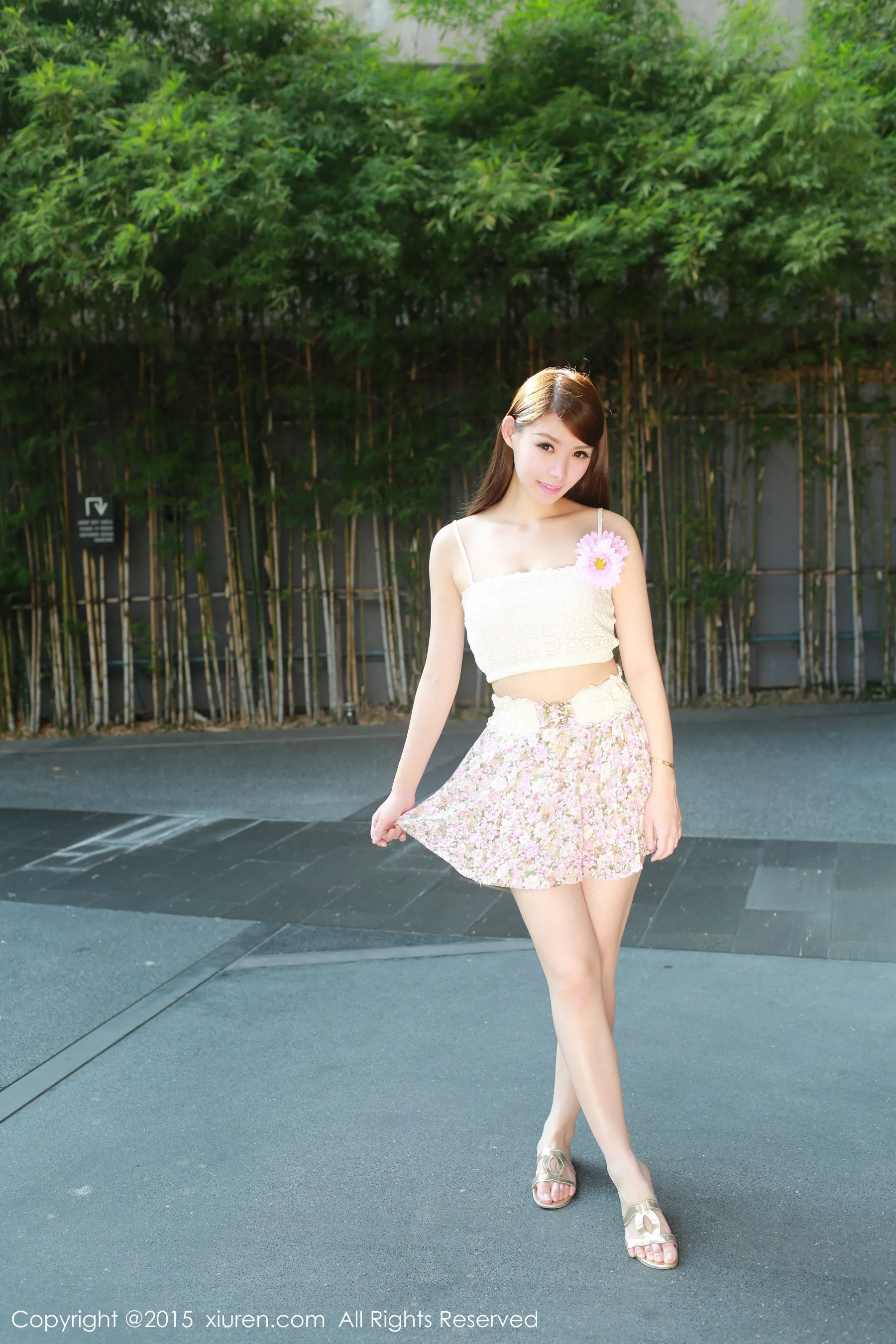 MARA酱《泰国曼谷旅拍》待拍小清新+室内 秀人网 No.295第1张