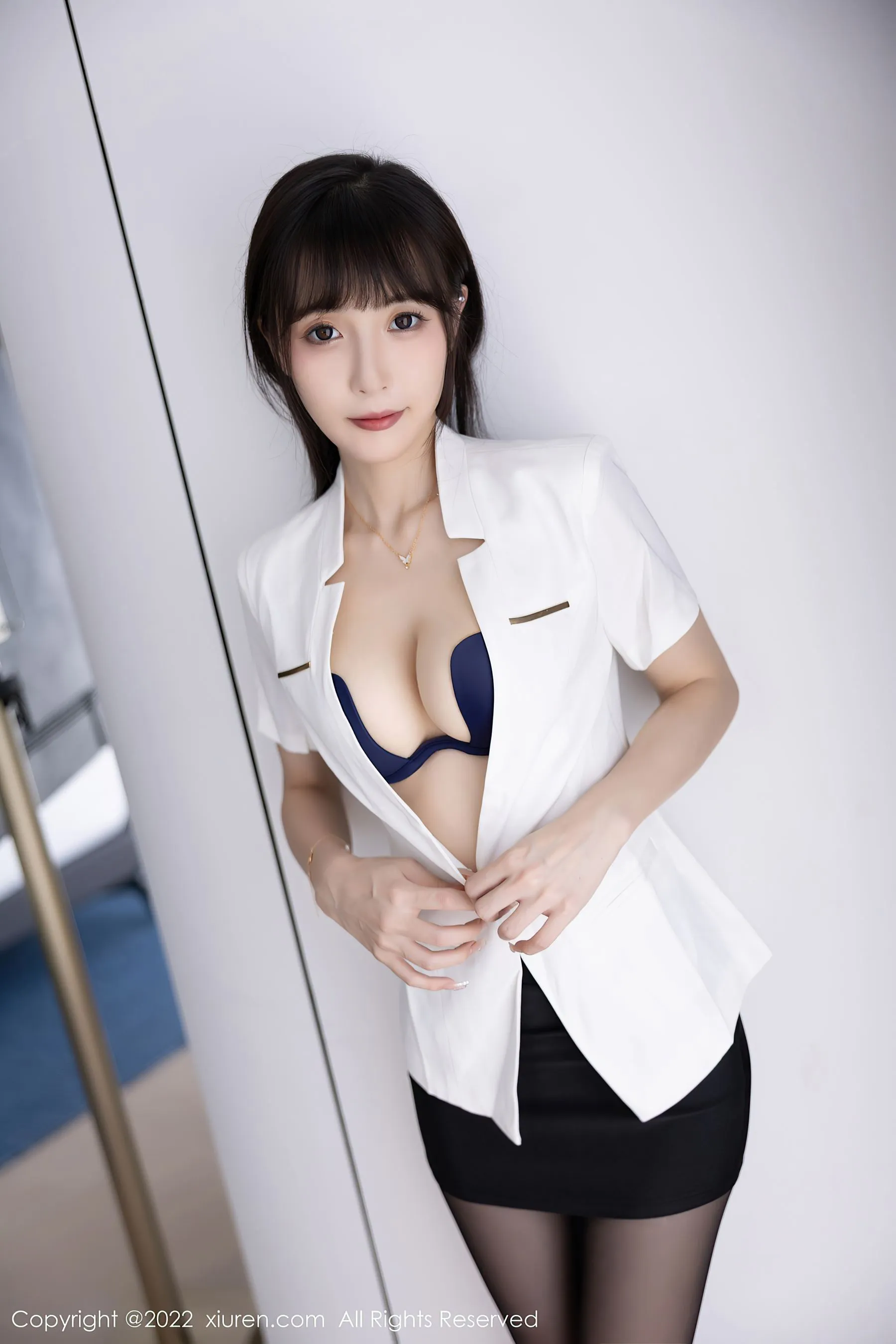  秀人网 No.5700 林星阑 短裙美腿第1张