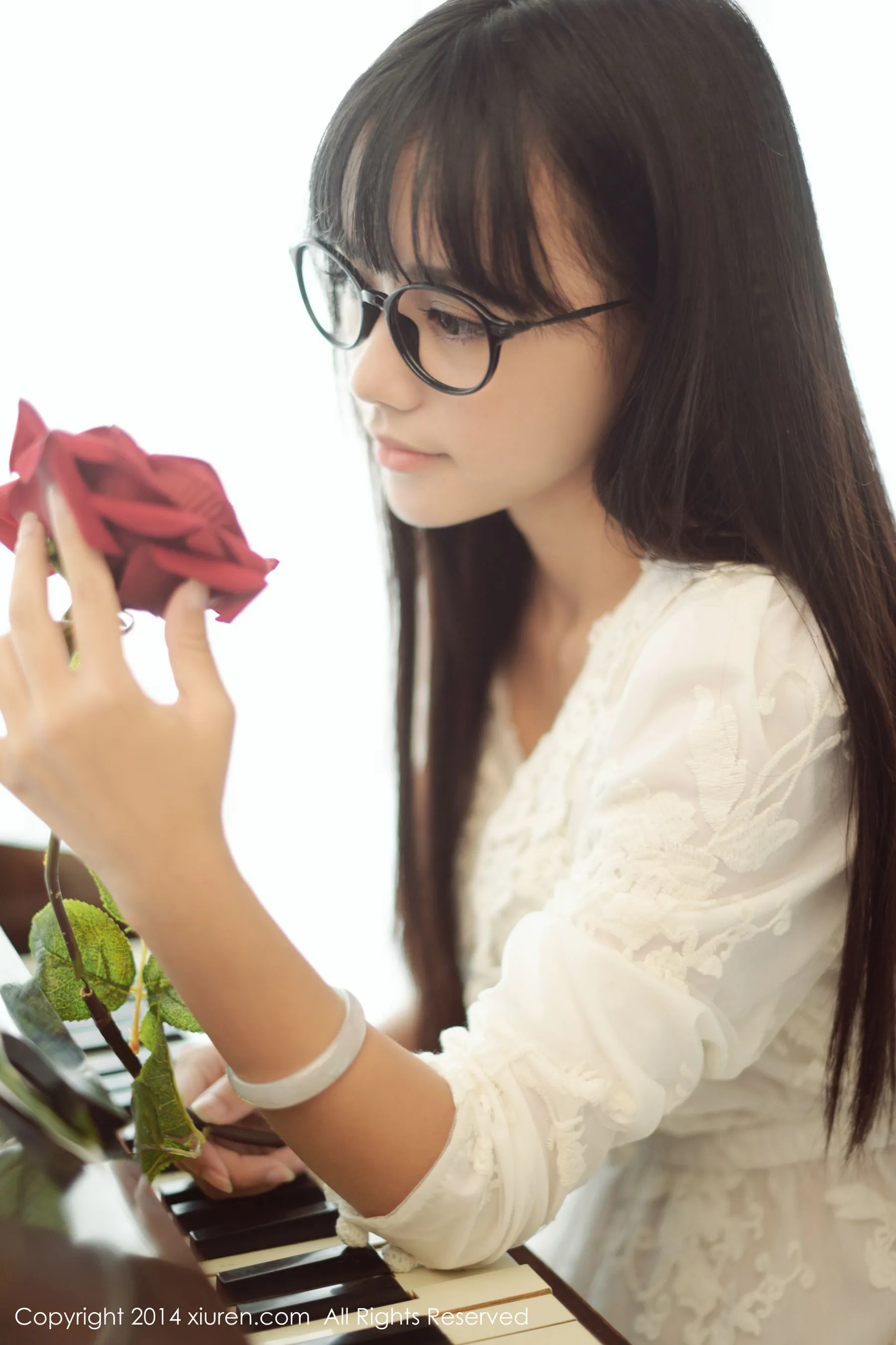  toro羽住《小清新系列》 秀人网 No.170第1张