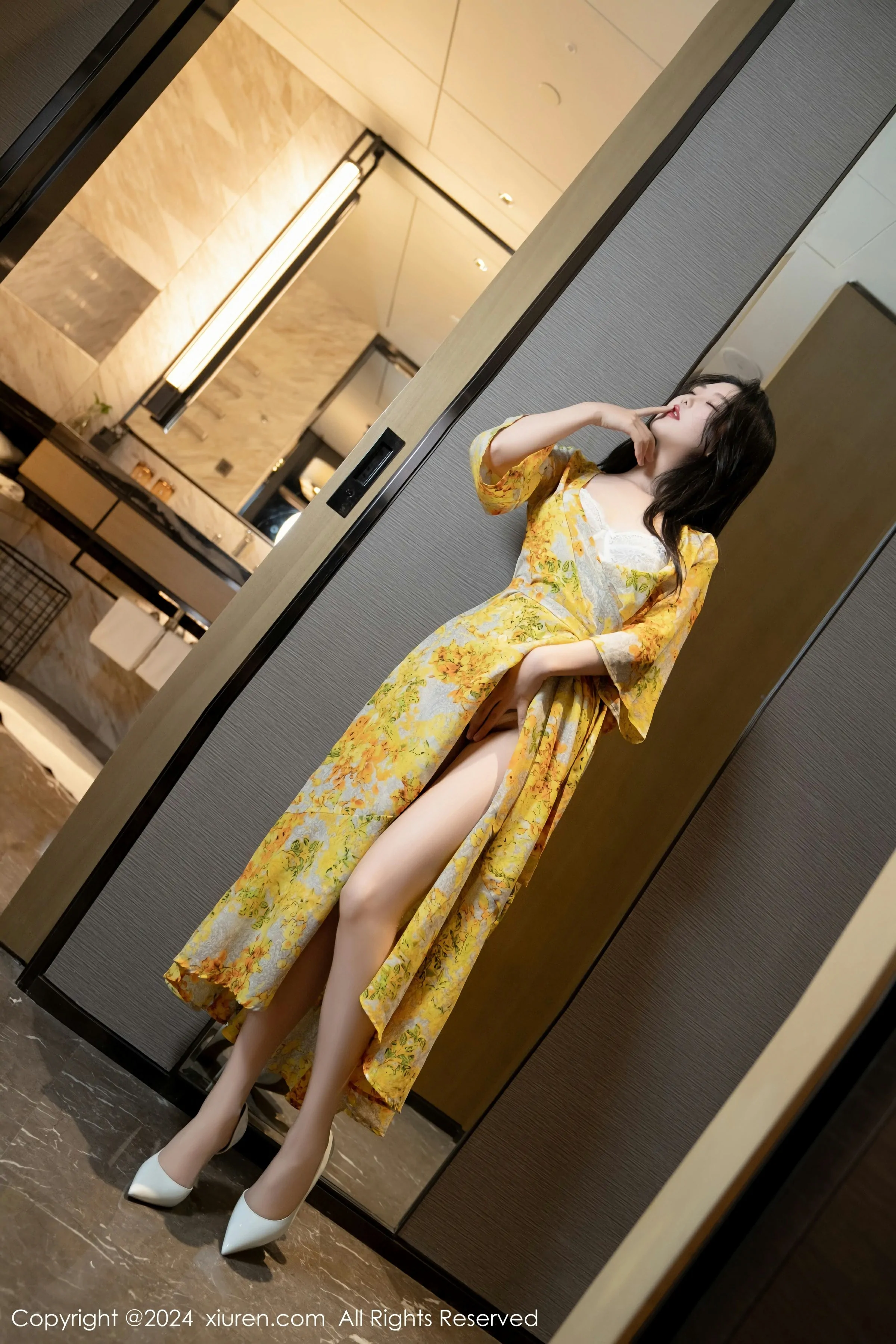  XiuRen 秀人 No.7981 利世 [99P]第13张