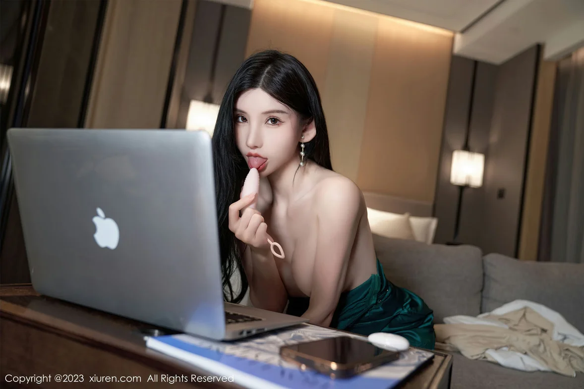  XiuRen 秀人 No.7009 周于希Sally 主题《和你的视频夜》心愿旅拍 [103P]第23张