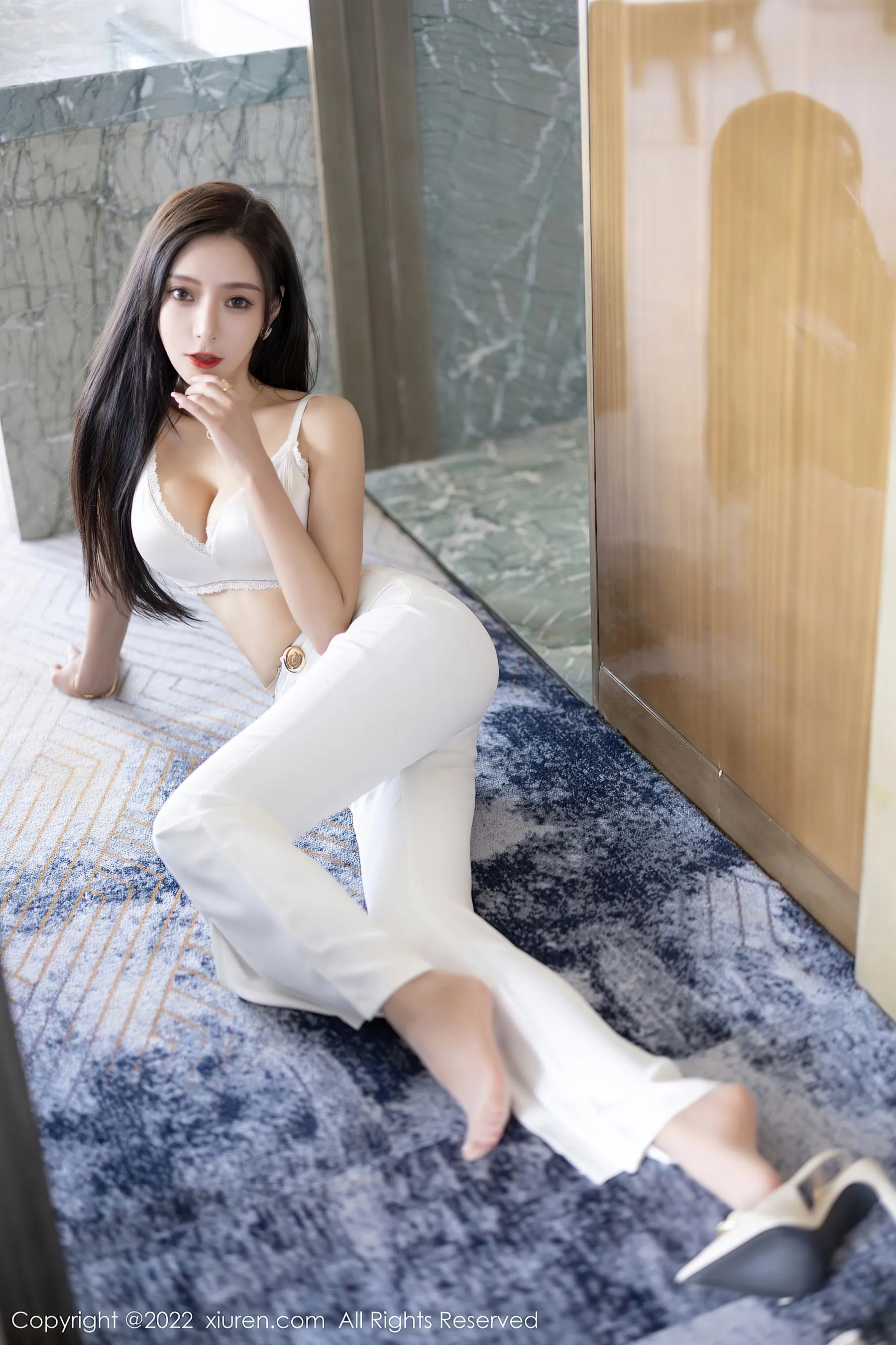  秀人网 No.5790 王馨瑶yanni第2张