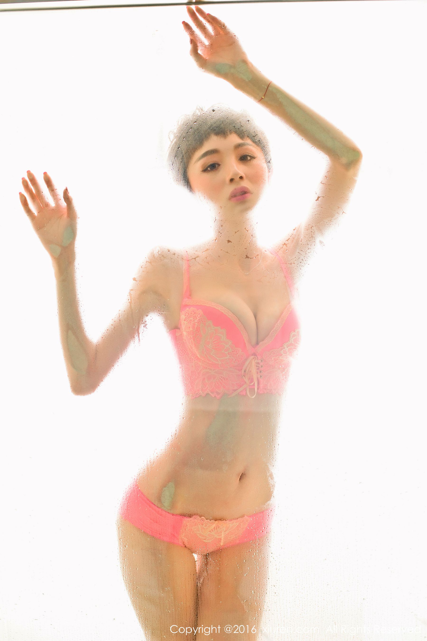 baby_kiki《真实美女空姐的休闲时光》 秀人网 No.657第18张