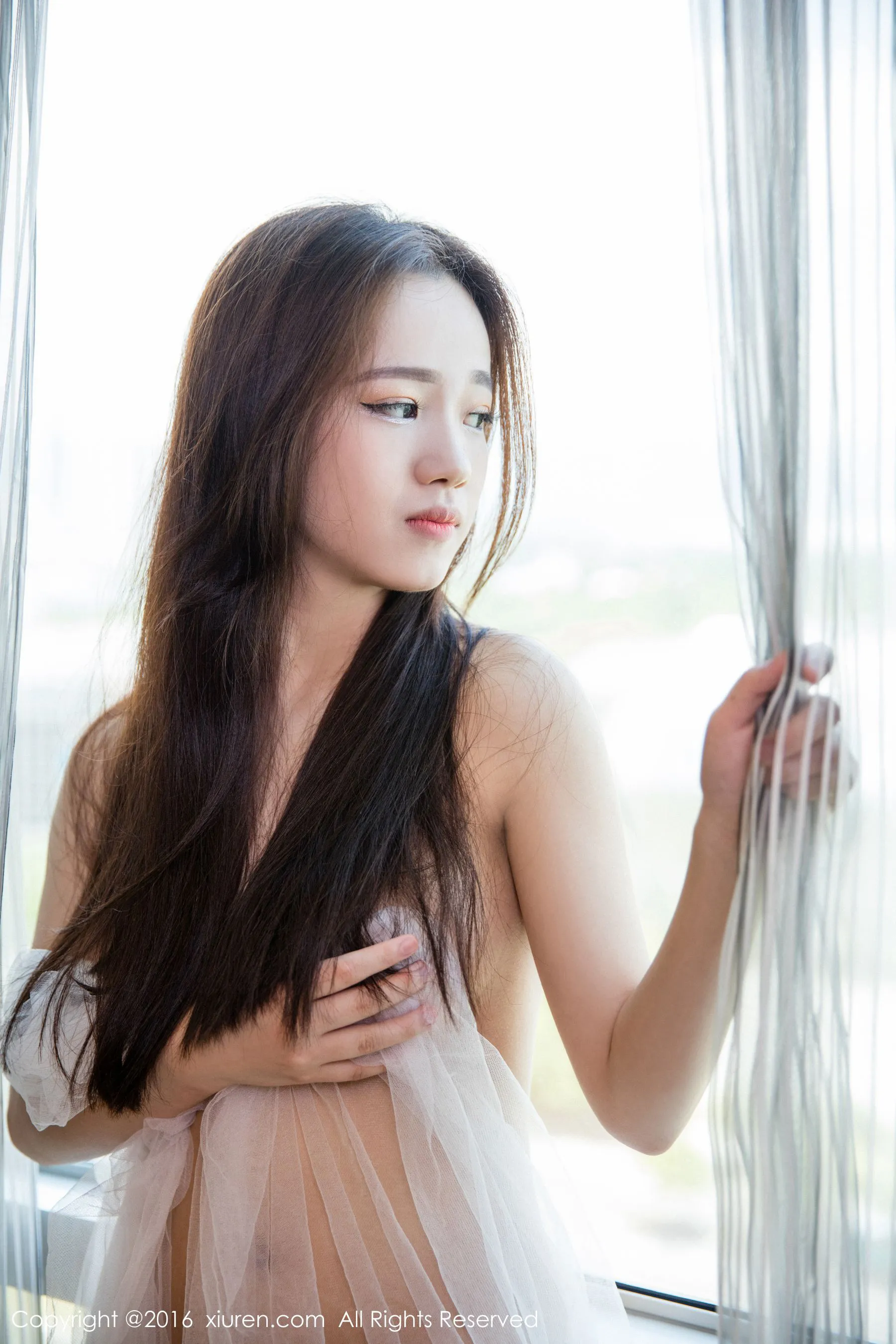 baby嘉茵《透视装、女仆装与浴室湿身系列》 秀人网 No.580第9张